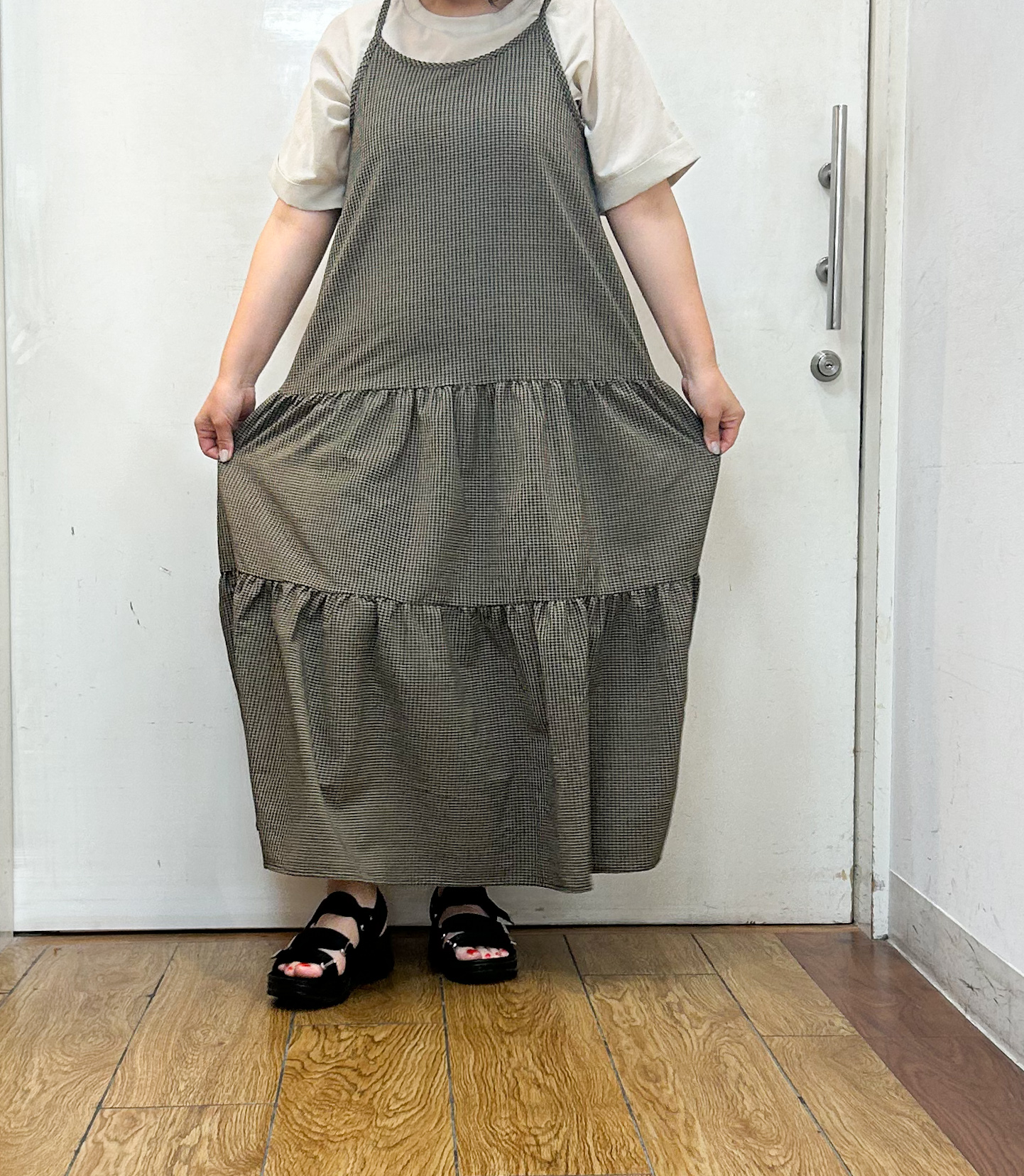 haruさんの「SHOO･LA･RUE｜【着丈選べる/ひんやり/体型カバー】洗濯後しわになりにくい さらさらドルマンブラウス」を使ったコーディネート