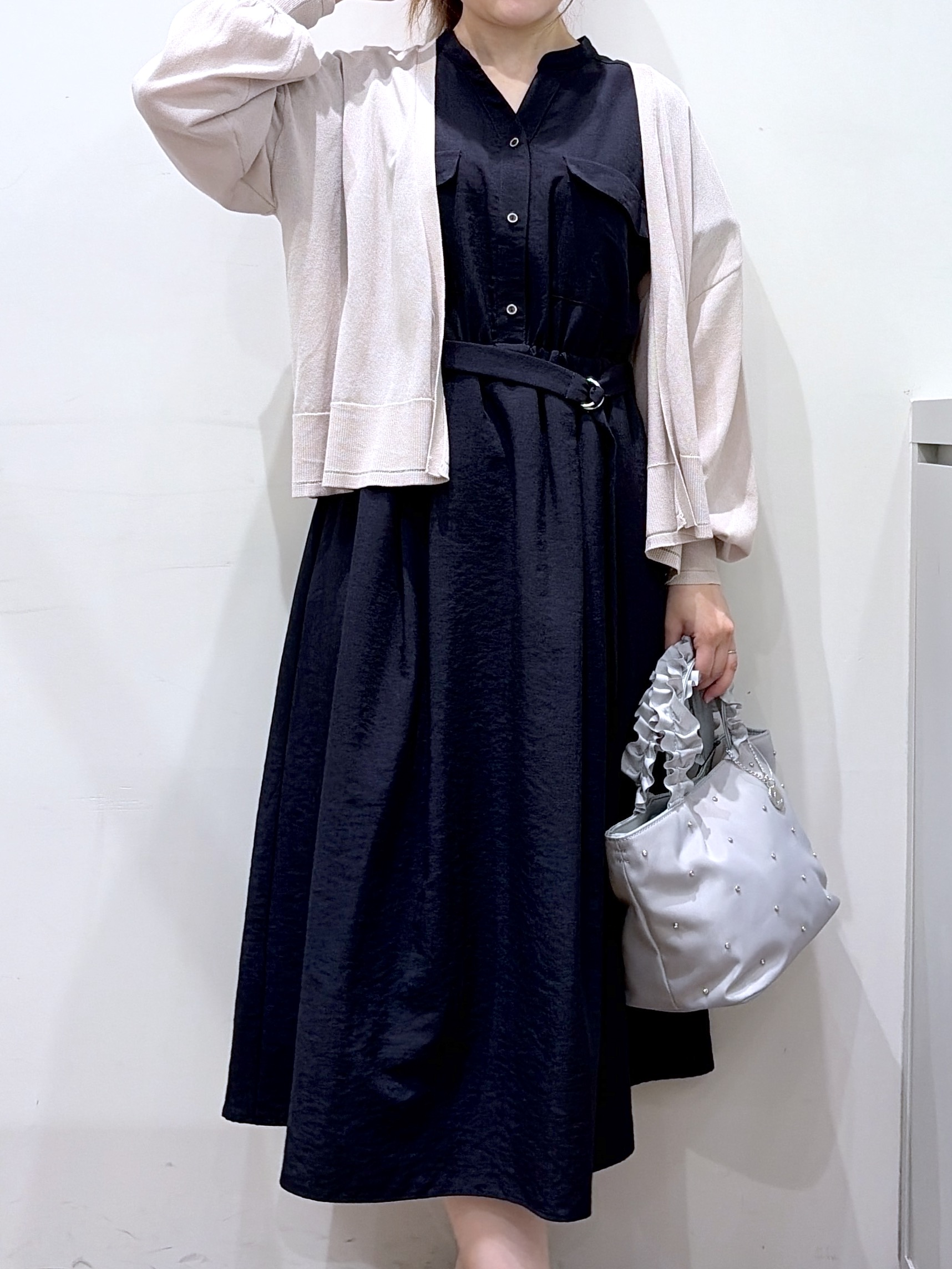 Junさんの「index｜【接触冷感】シアーショートトッパーカーディガン《洗濯機OK／抗ピル》」を使ったコーディネート