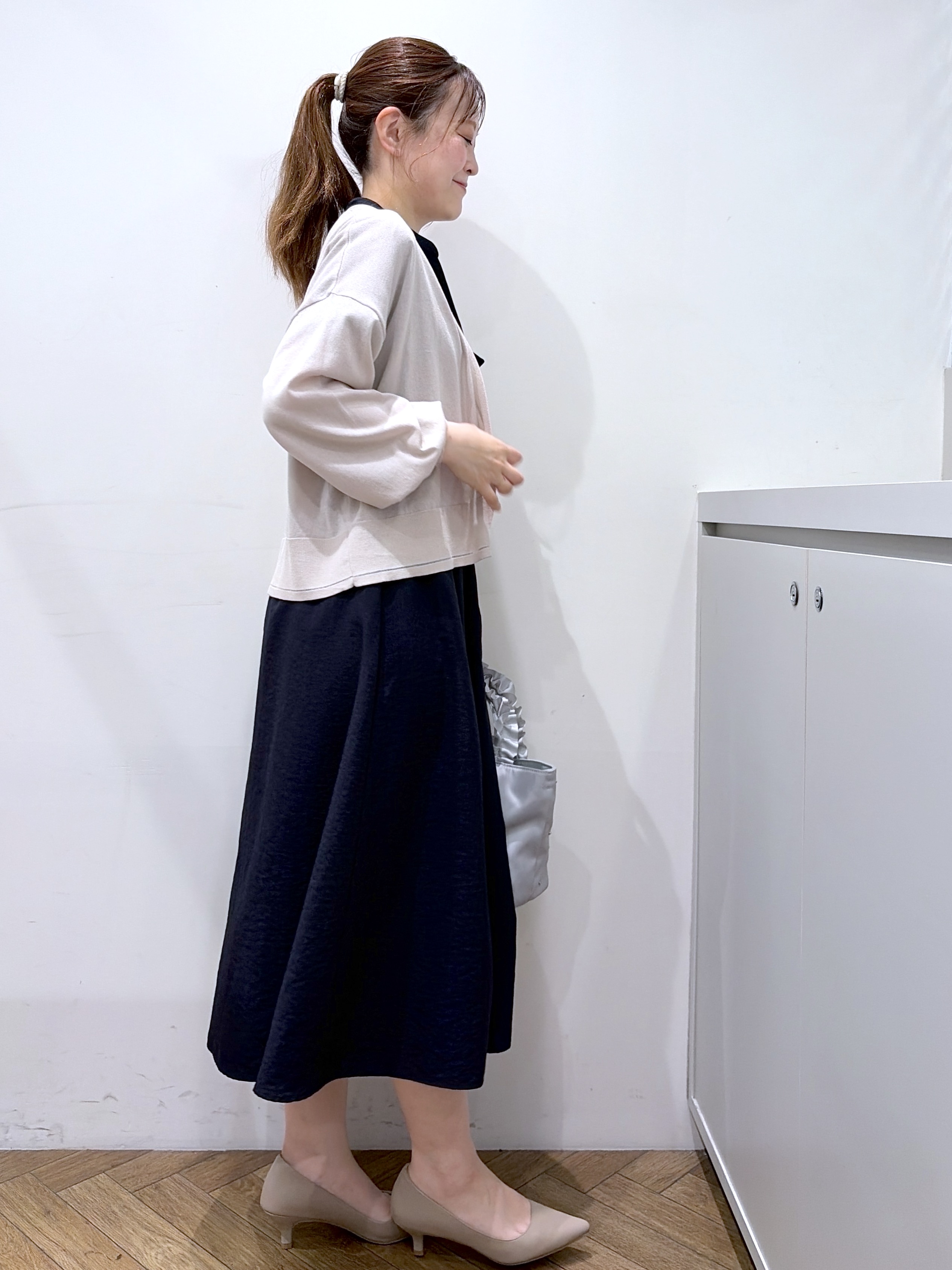 Junさんの「index｜【接触冷感】シアーショートトッパーカーディガン《洗濯機OK／抗ピル》」を使ったコーディネート
