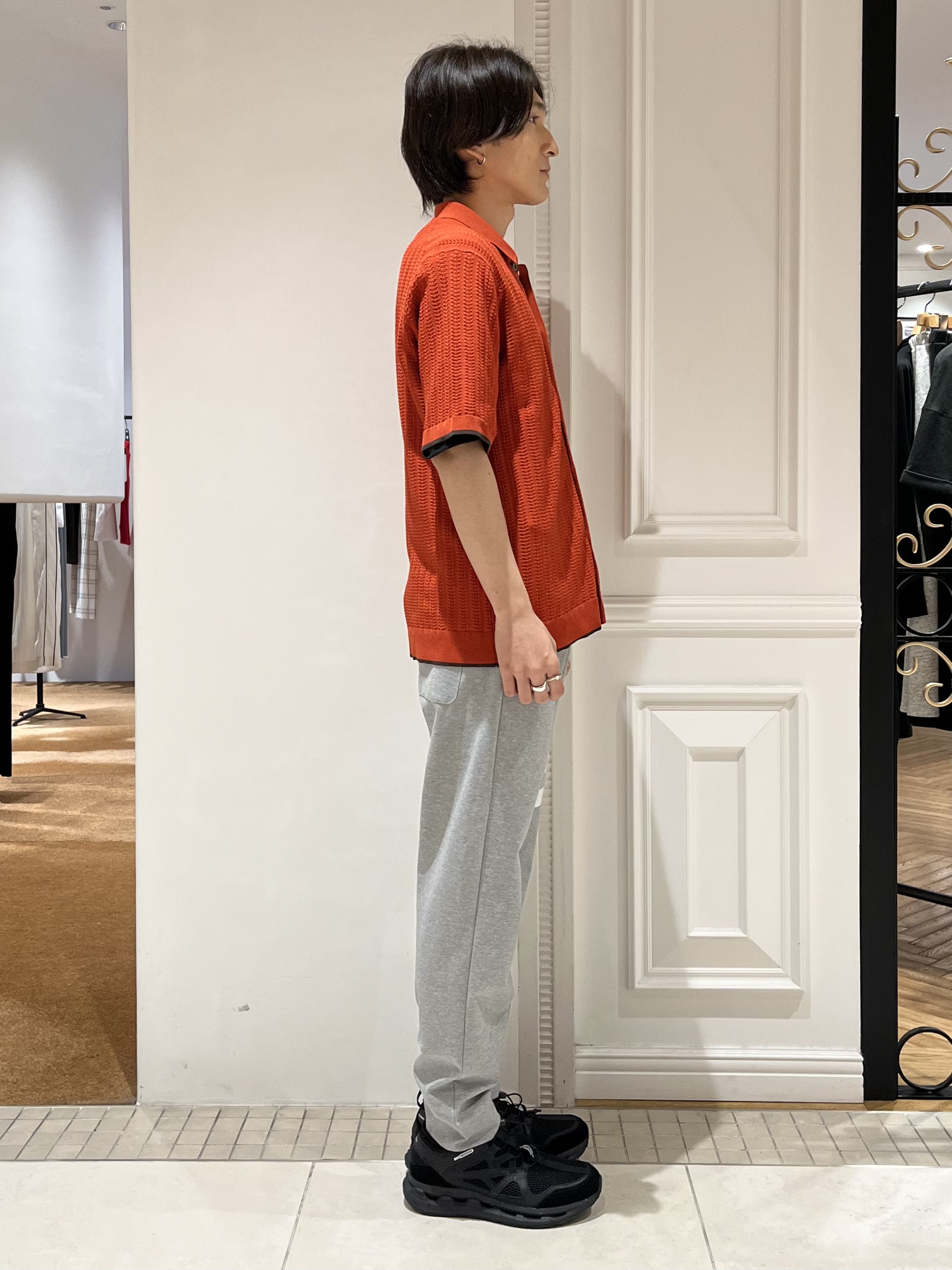 Watanabeさんの「DRESSTERIOR｜【Safari5月号掲載】ウォッシャブル キューバニットシャツ」を使ったコーディネート