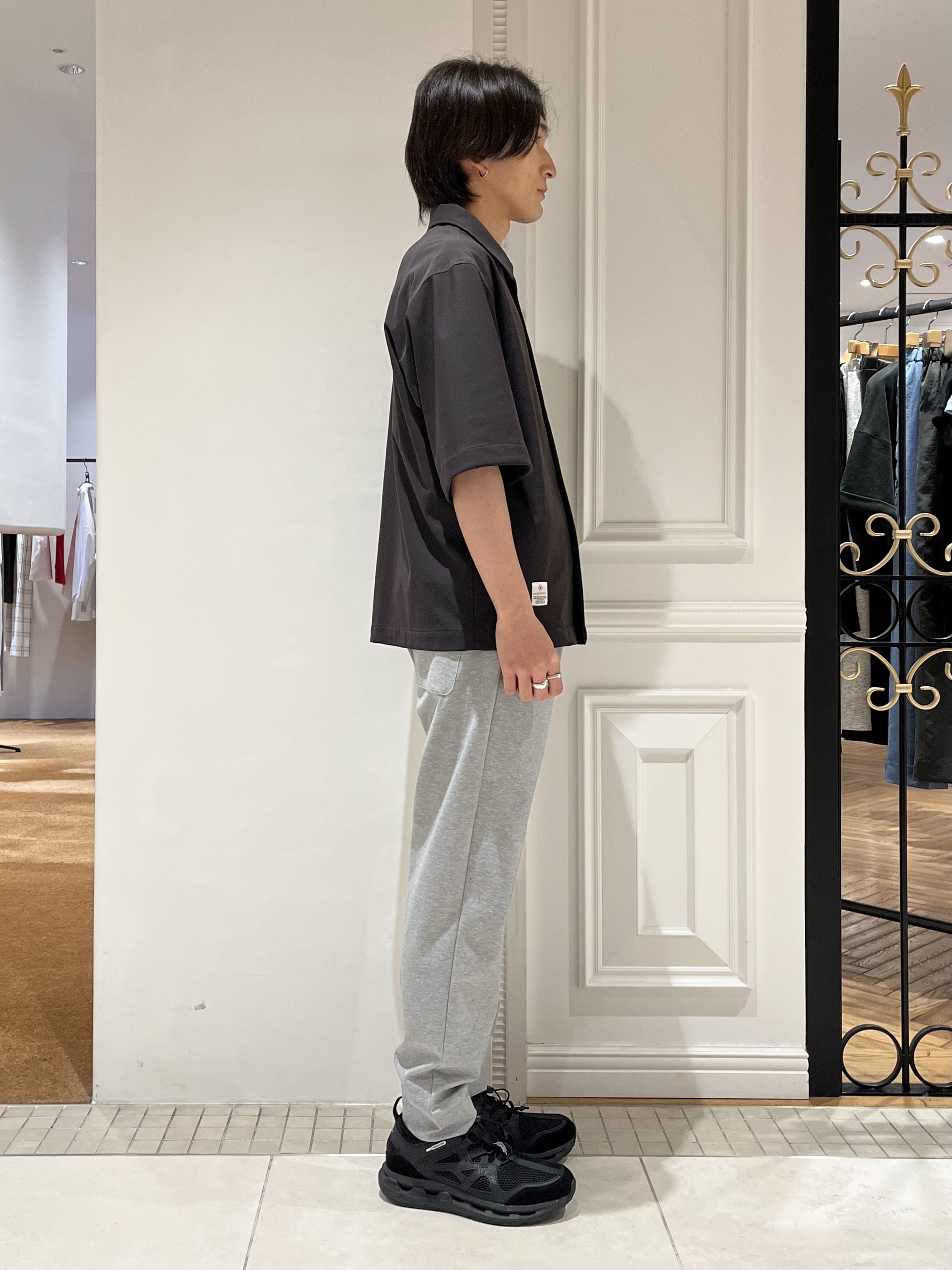 Watanabeさんの「DRESSTERIOR｜【接触冷感/UVカット/ウォッシャブル/Safari5月号掲載】AIRTOOL ハーフスリーブシャツ」を使ったコーディネート