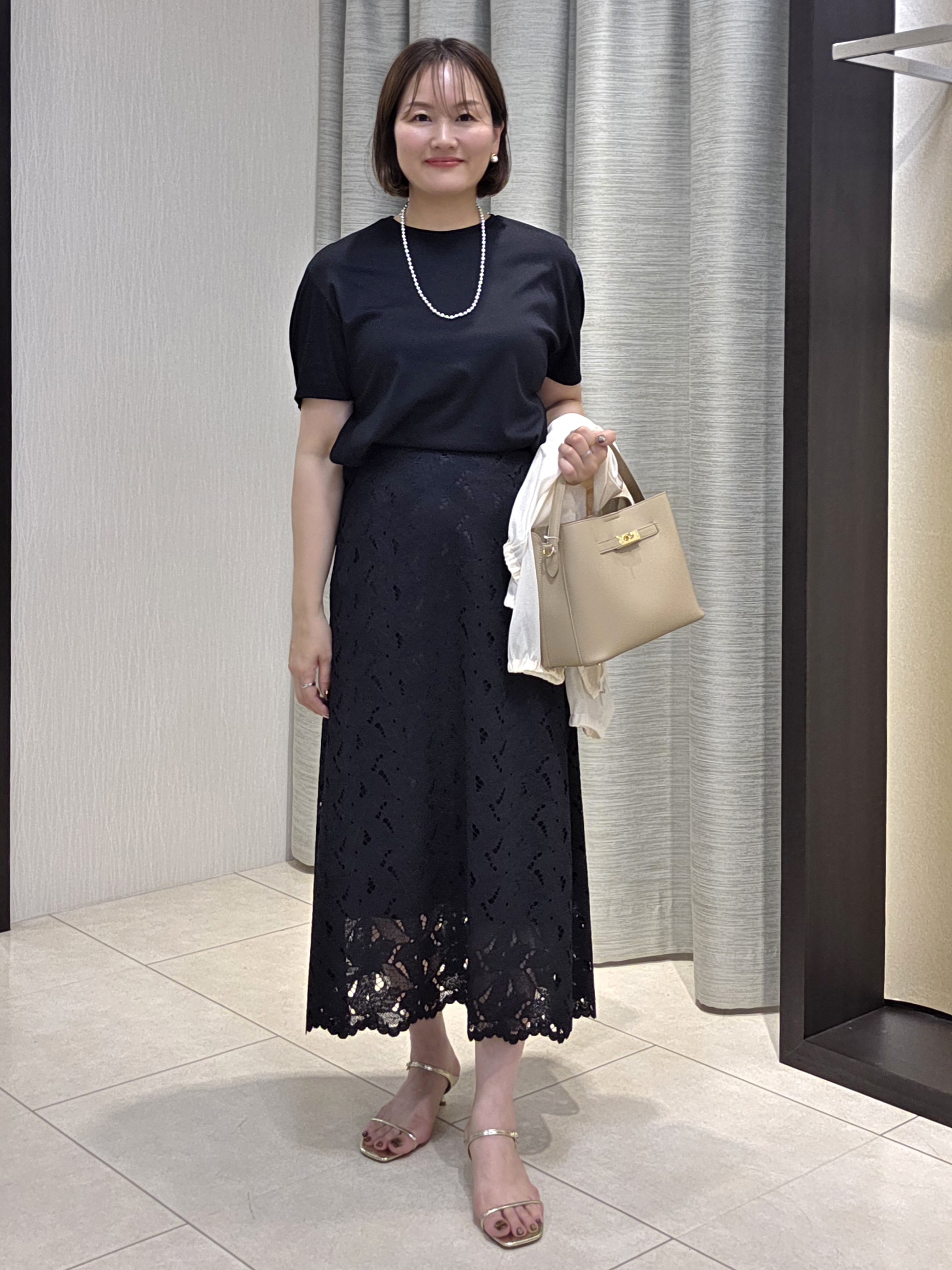 naokoさんの「UNTITLED｜トリコットシアーブラウス」を使ったコーディネート