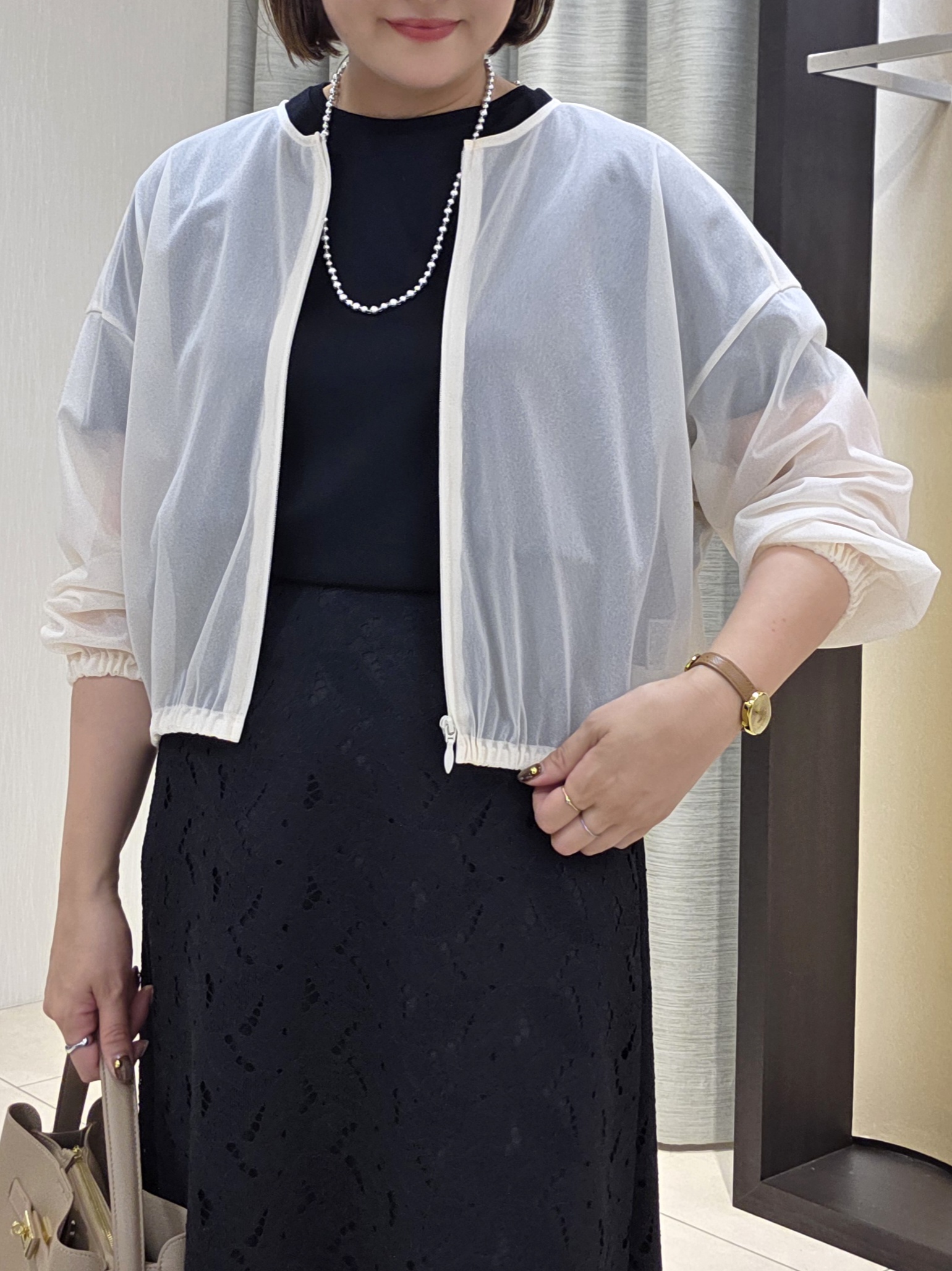 naokoさんの「UNTITLED｜トリコットシアーブラウス」を使ったコーディネート
