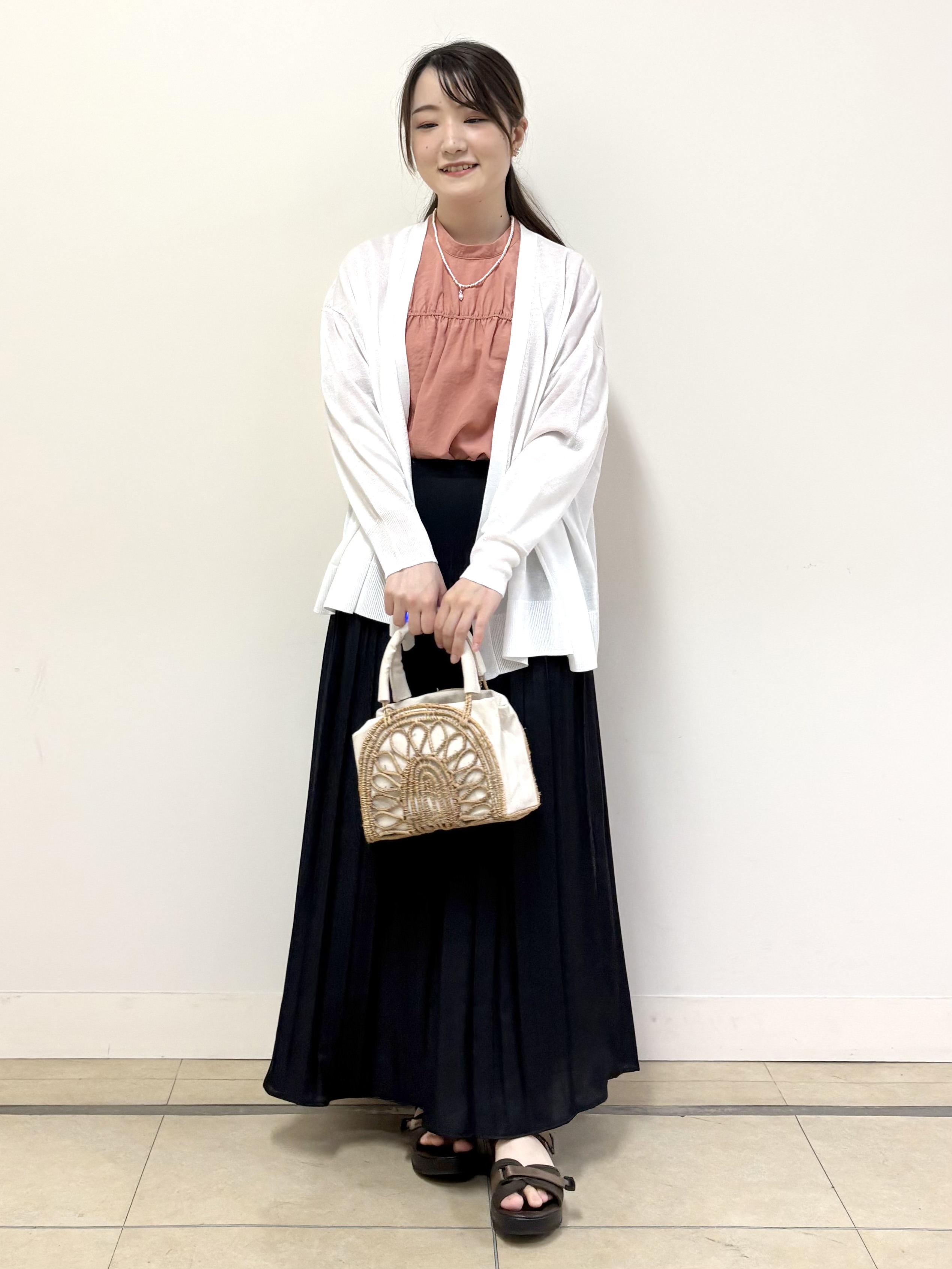 mikiさんの「Reflect｜【冷房対策に◎】すっきり見え着流しカーディガン」を使ったコーディネート