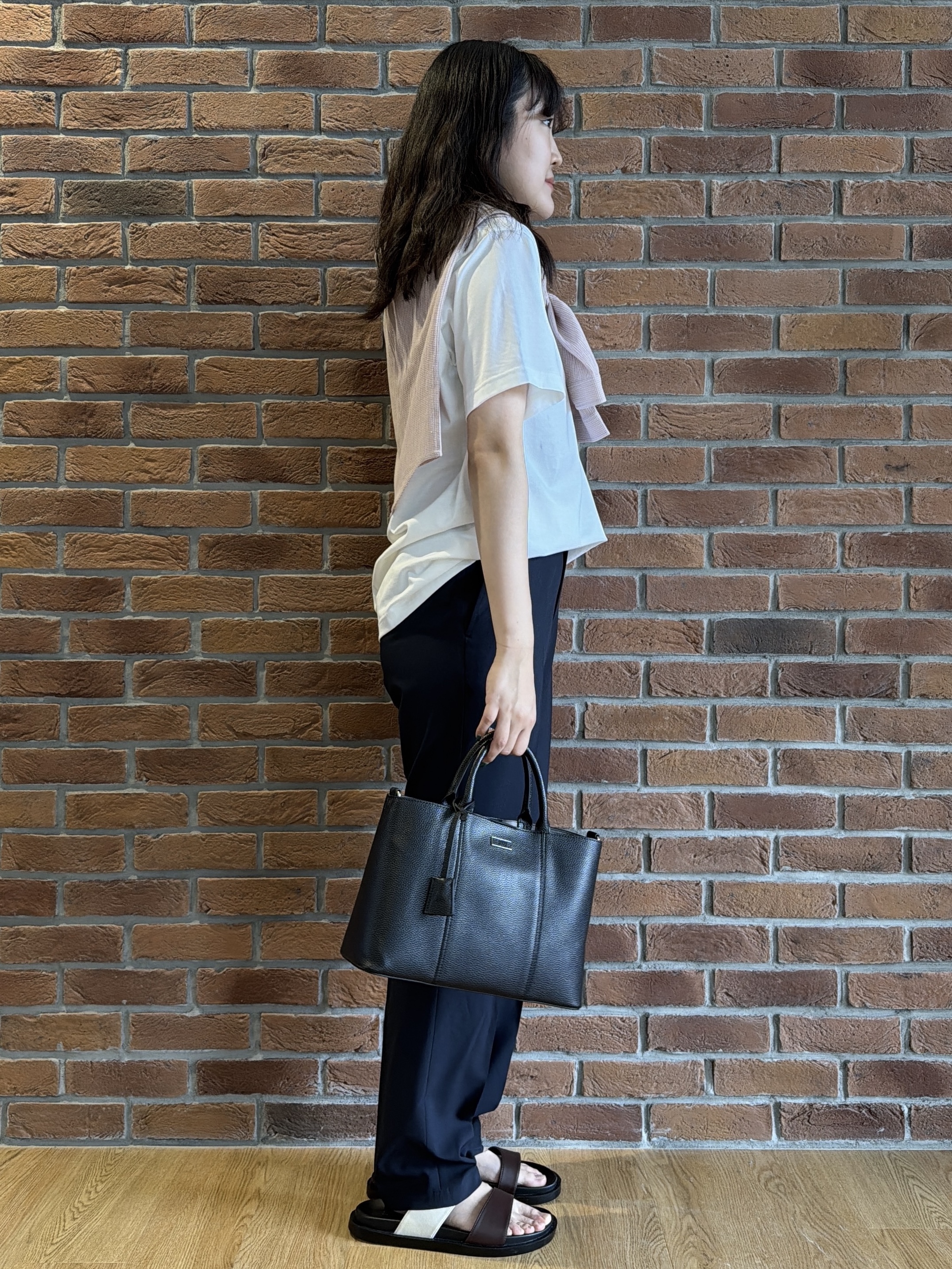 Akutagawaさんの「TAKEO KIKUCHI｜【日本製】ワンポイント刺繍 半袖Tシャツ」を使ったコーディネート