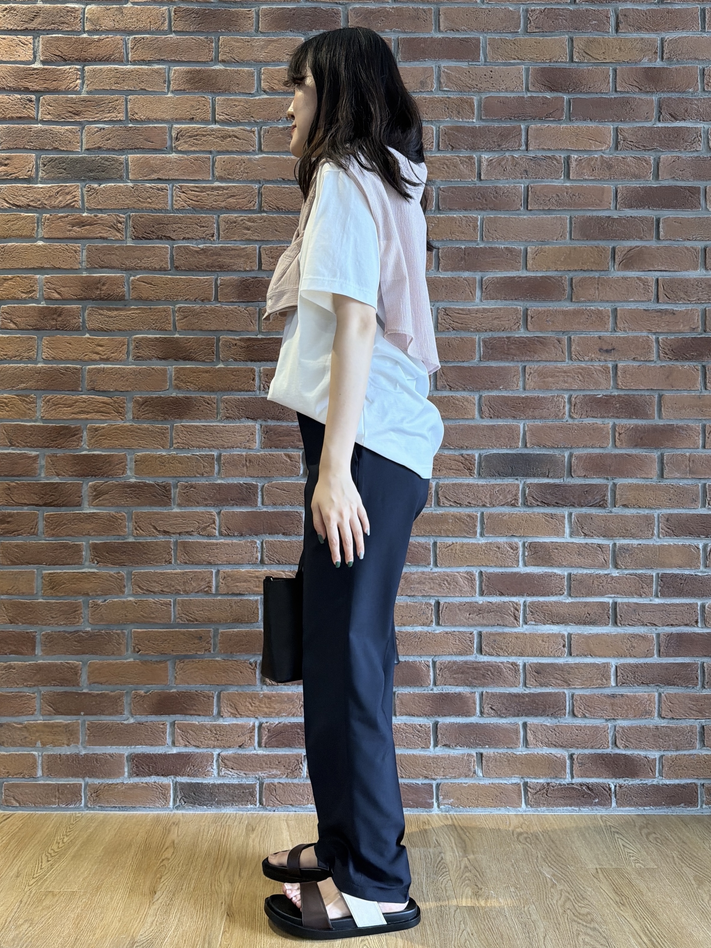 Akutagawaさんの「TAKEO KIKUCHI｜【日本製】ワンポイント刺繍 半袖Tシャツ」を使ったコーディネート