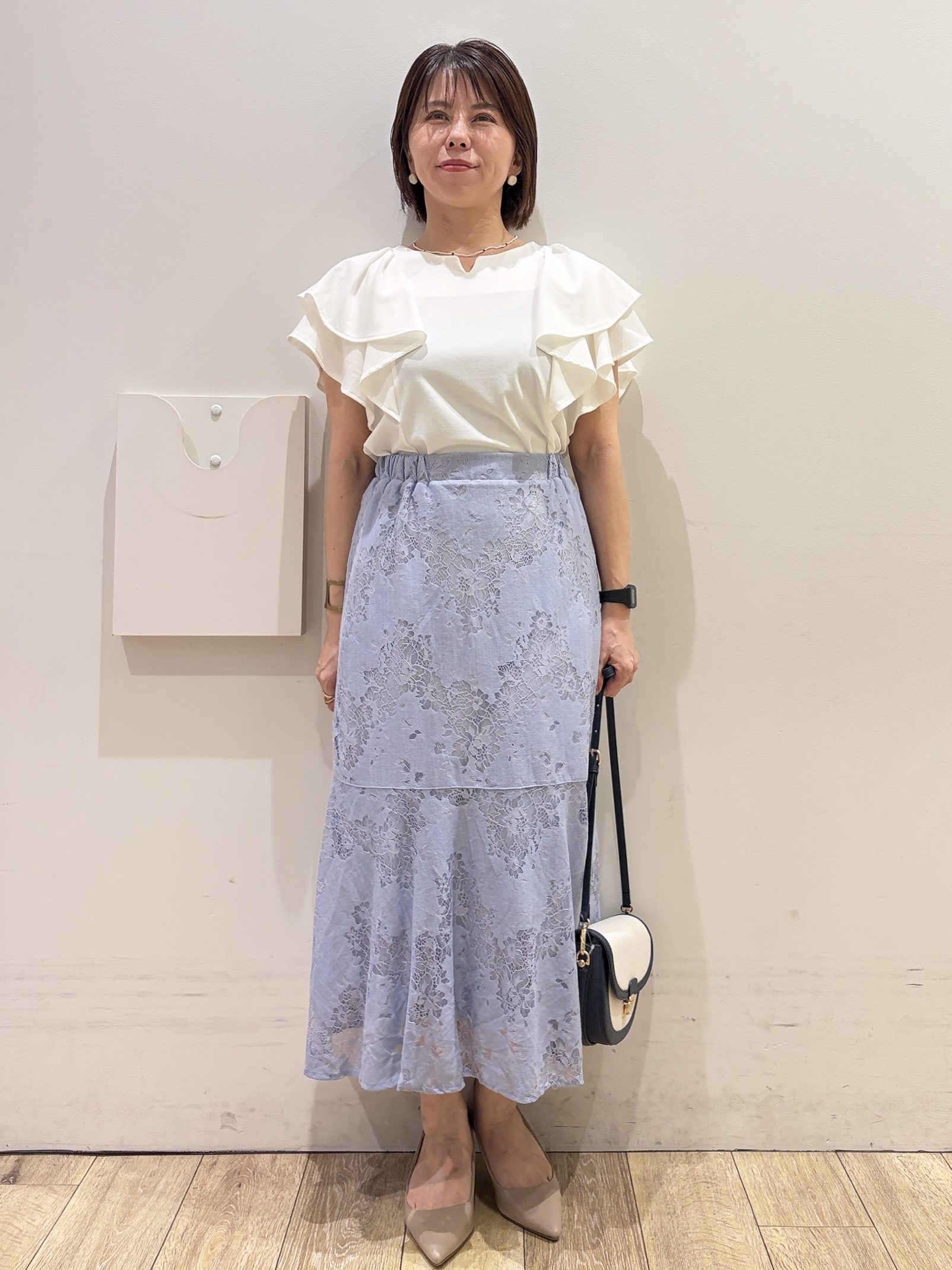 YUKOさんの「index｜【接触冷感】ダブルフレアキーネックトップス《UVケア／洗濯機OK》」を使ったコーディネート