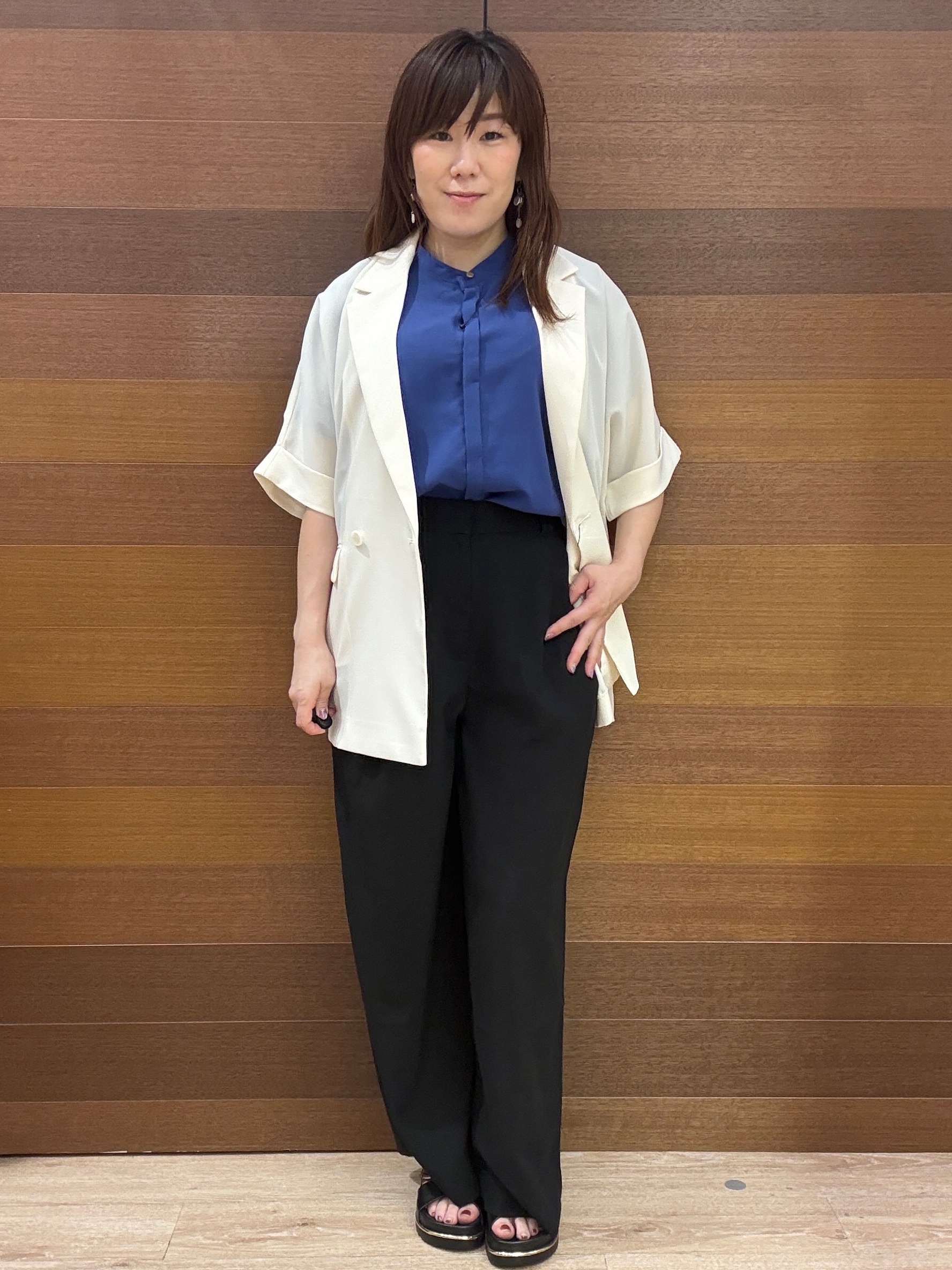 maichiさんの「OPAQUE.CLIP｜【接触冷感／吸水速乾／防シワ】リネンライクテーラードジャケット《洗濯機OK》」を使ったコーディネート