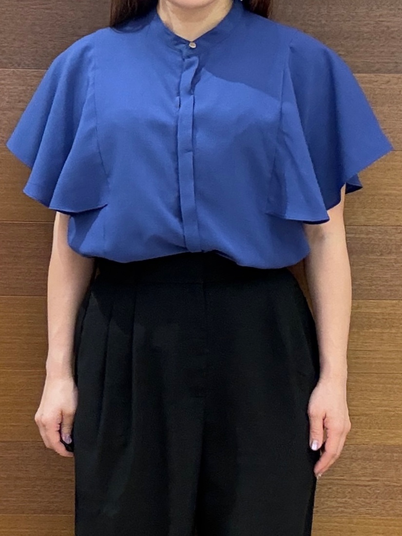 maichiさんの「OPAQUE.CLIP｜【接触冷感／吸水速乾】フレアスリーブブラウス《イージーアイロン／洗濯機OK》」を使ったコーディネート