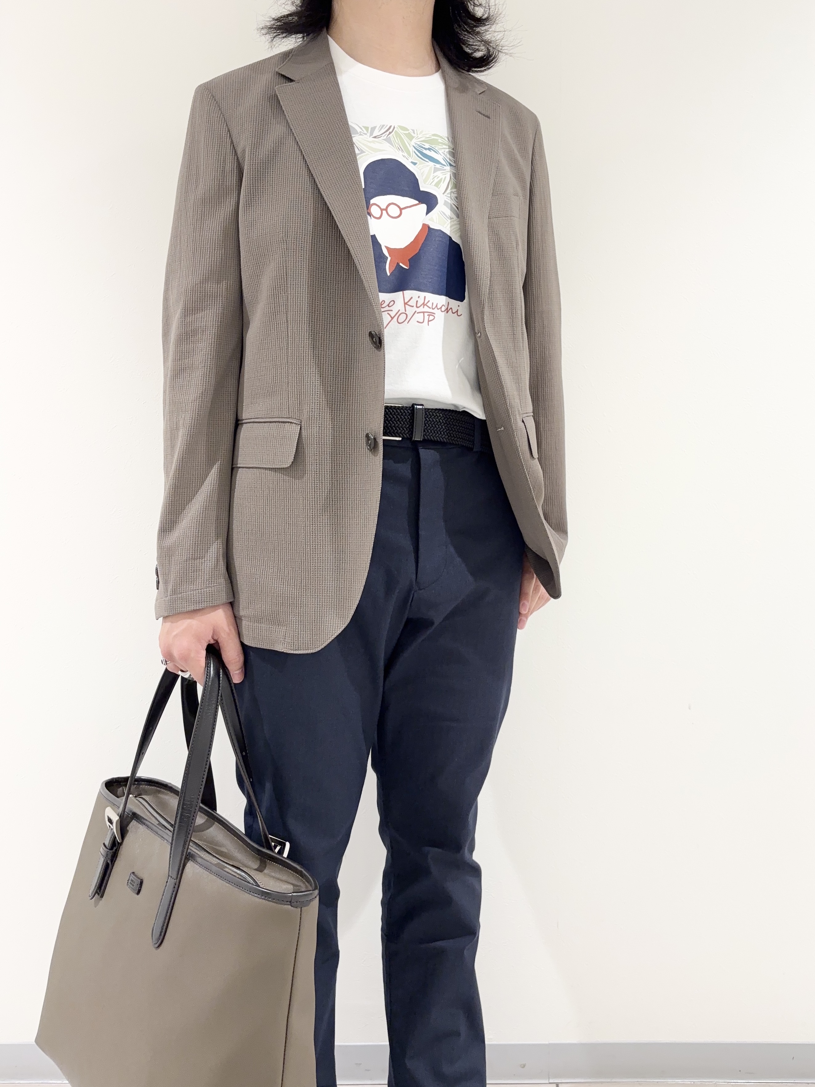及川さんの「TAKEO KIKUCHI｜【Begin5月号掲載/通気性】トリコットサッカー ジャケット」を使ったコーディネート