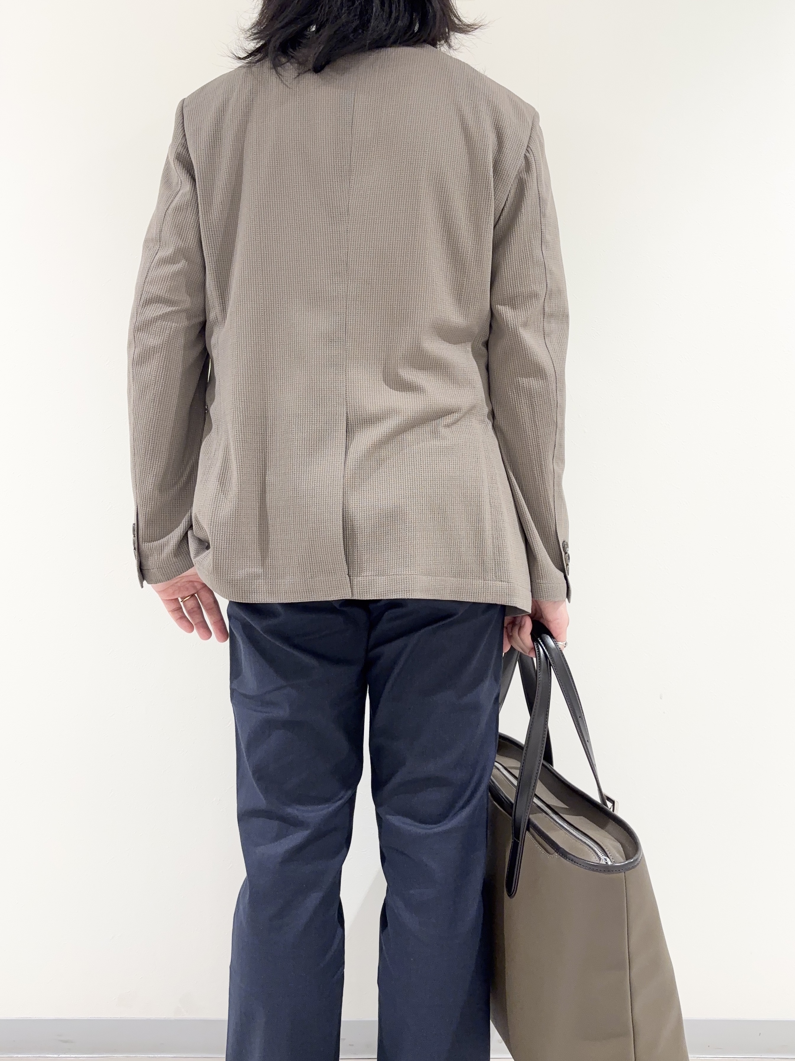 及川さんの「TAKEO KIKUCHI｜【Begin5月号掲載/通気性】トリコットサッカー ジャケット」を使ったコーディネート