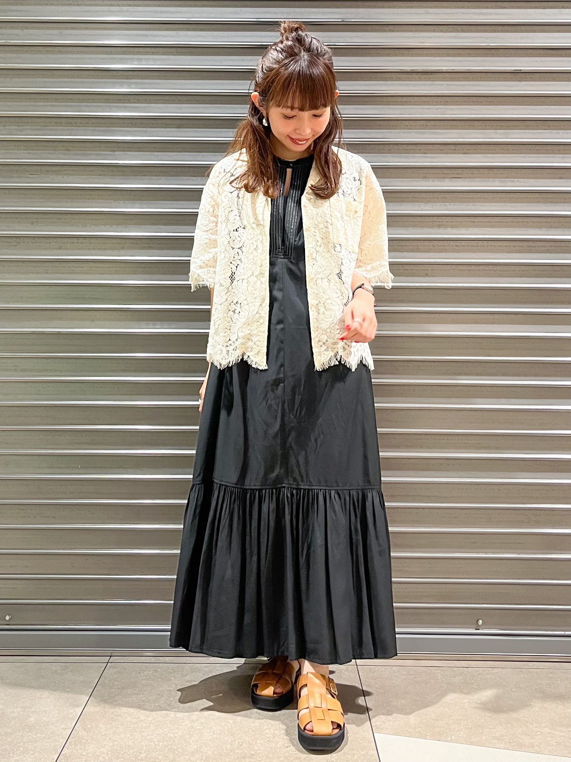 じゅんさんの「DRESSTERIOR｜コードレースブラウス」を使ったコーディネート