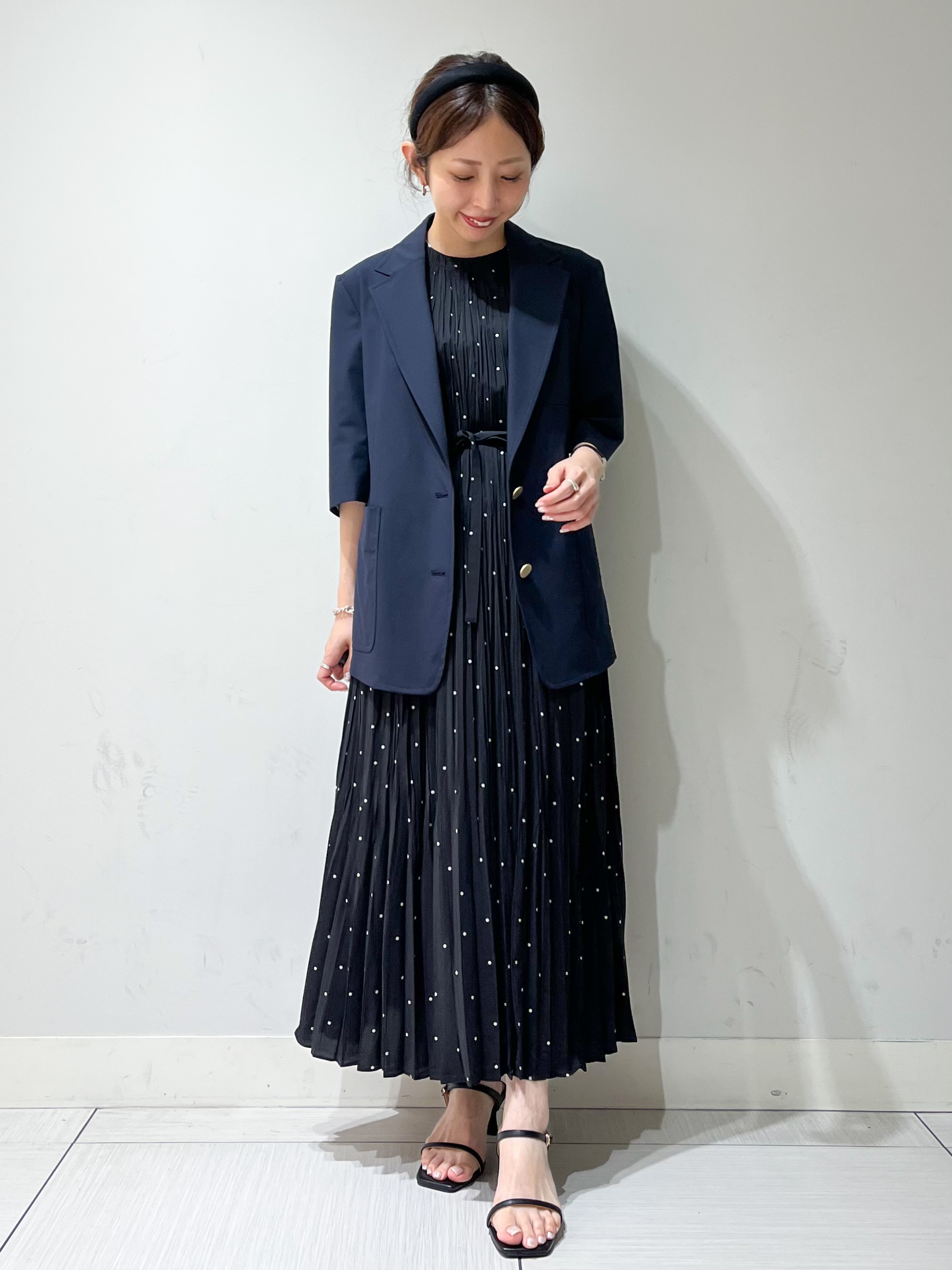 じゅんさんの「DRESSTERIOR｜【接触冷感/セットアップ可】 2WAYストレッチスリークオータージャケット」を使ったコーディネート