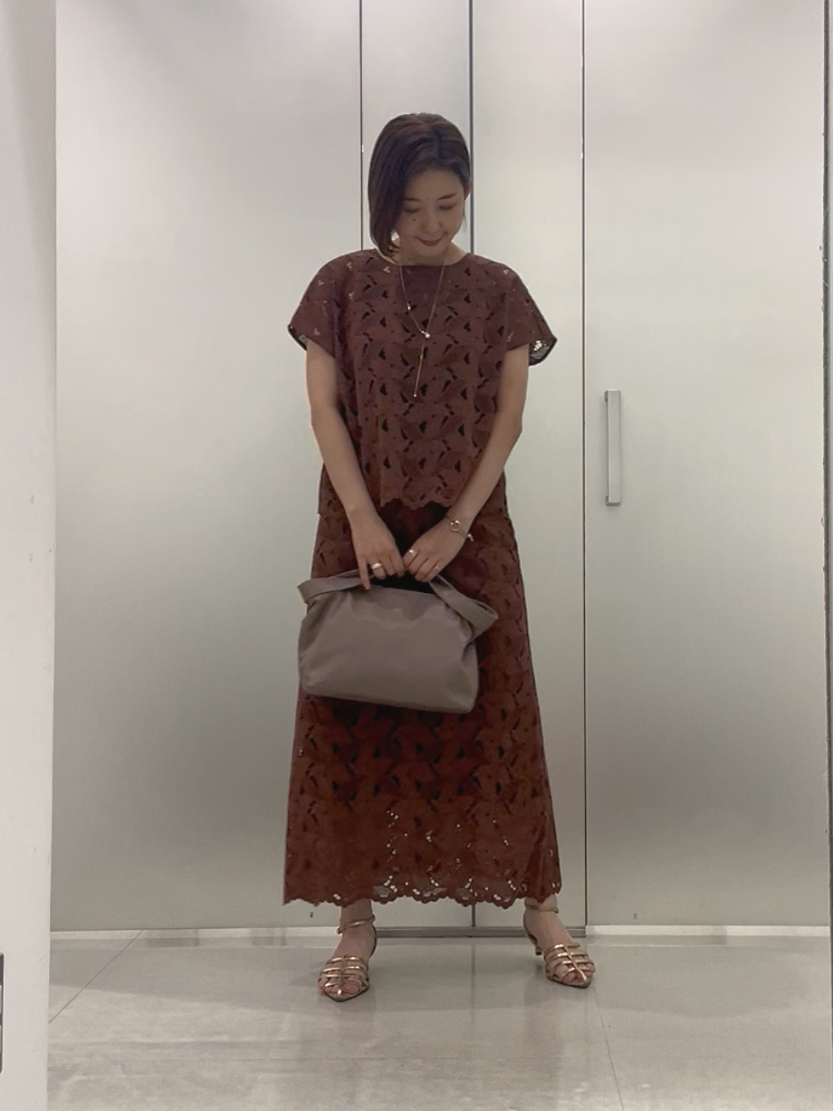 まどかさんの「UNTITLED｜【セットアップ可】リーフレースロングスカート」を使ったコーディネート