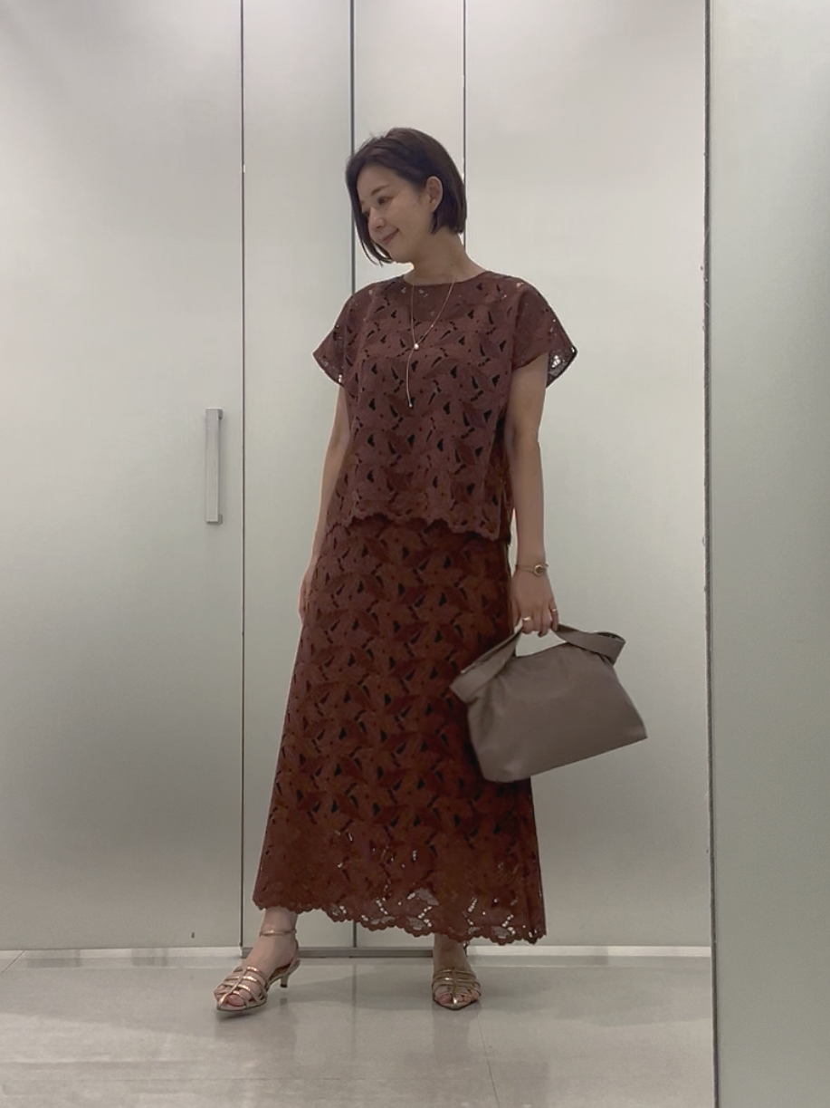 まどかさんの「UNTITLED｜【セットアップ可】リーフレースロングスカート」を使ったコーディネート