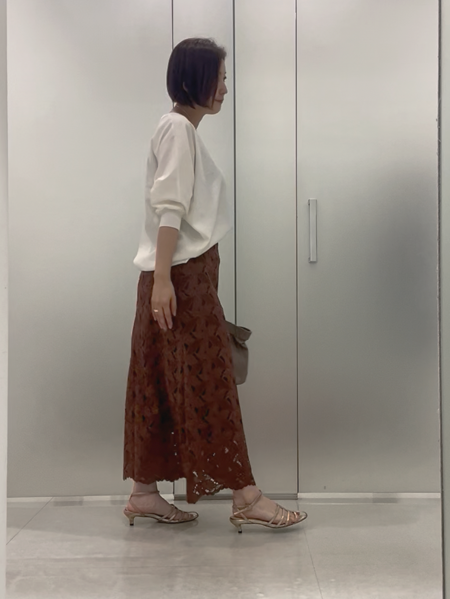 まどかさんの「UNTITLED｜【吸水速乾/UVカット】ドルマンスリーブブラウス」を使ったコーディネート