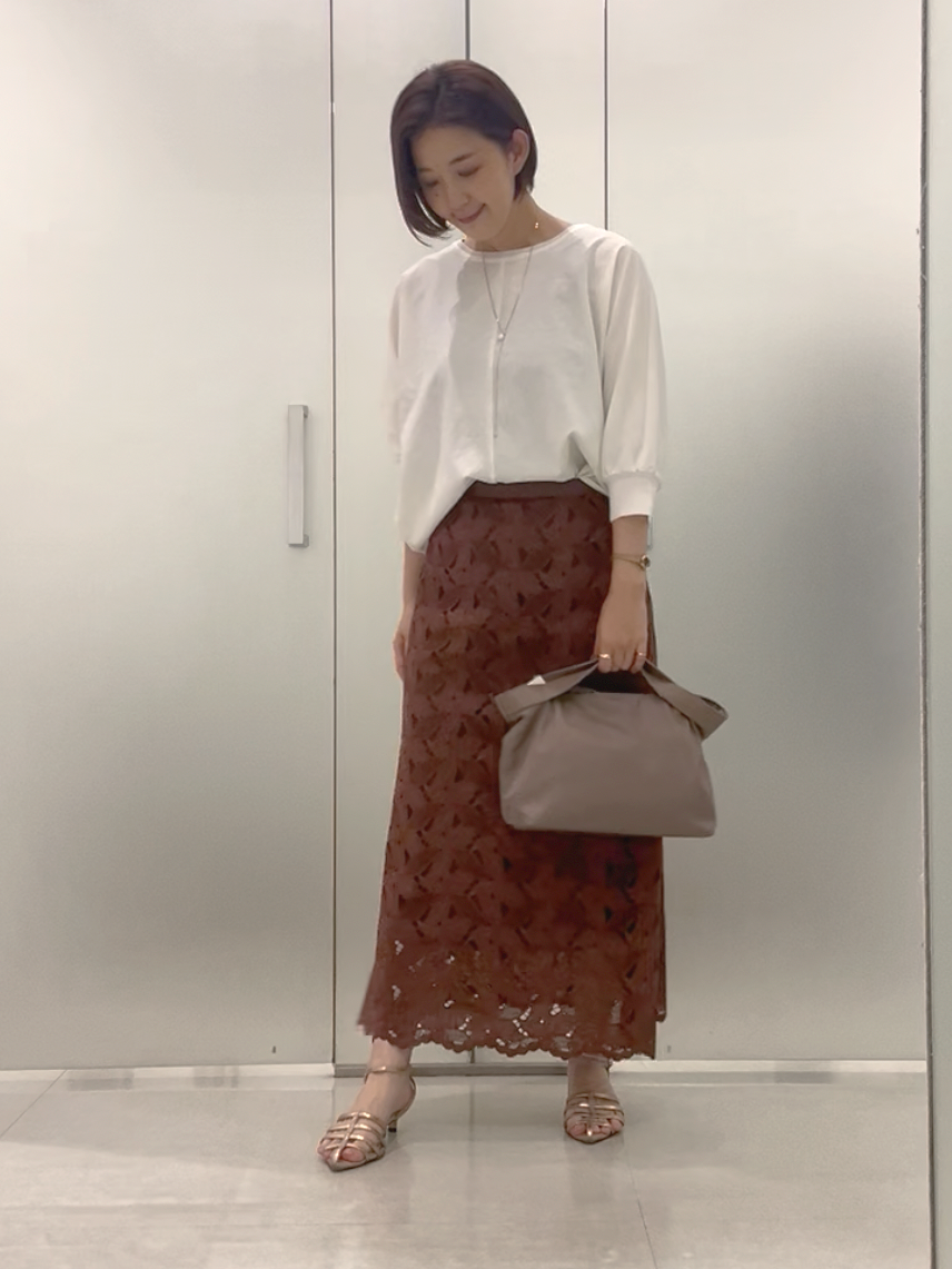 まどかさんの「UNTITLED｜【吸水速乾/UVカット】ドルマンスリーブブラウス」を使ったコーディネート