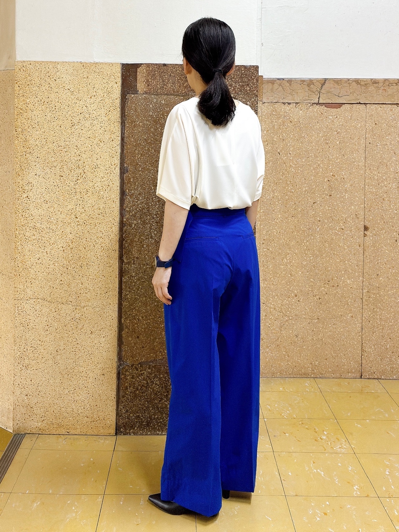 hattoriさんの「INDIVI｜【着る日傘】ドルマントップス」を使ったコーディネート