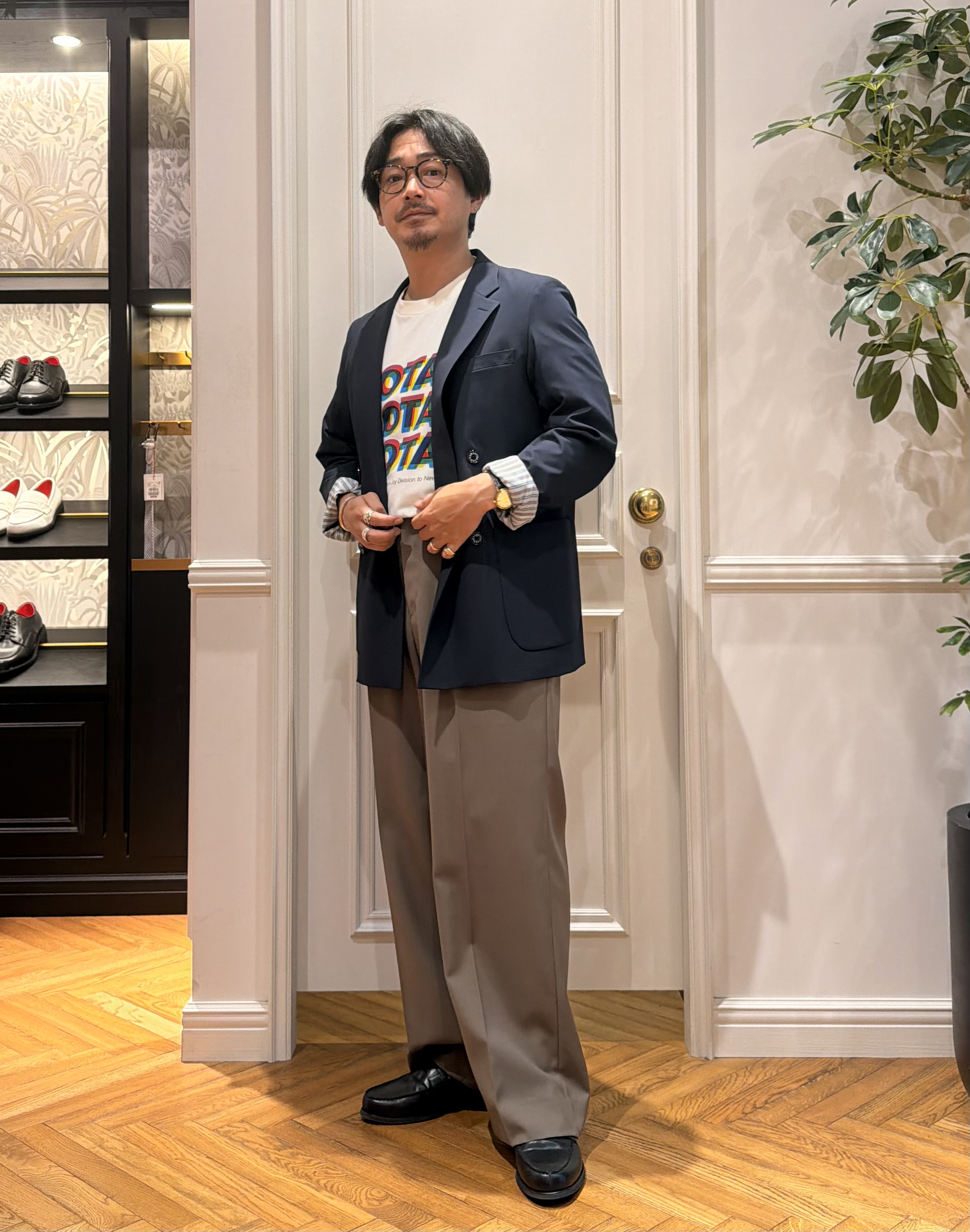 鶴田大士さんの「DRESSTERIOR｜【セットアップ可】クールタッチ クイックドライ イージージャケット」を使ったコーディネート