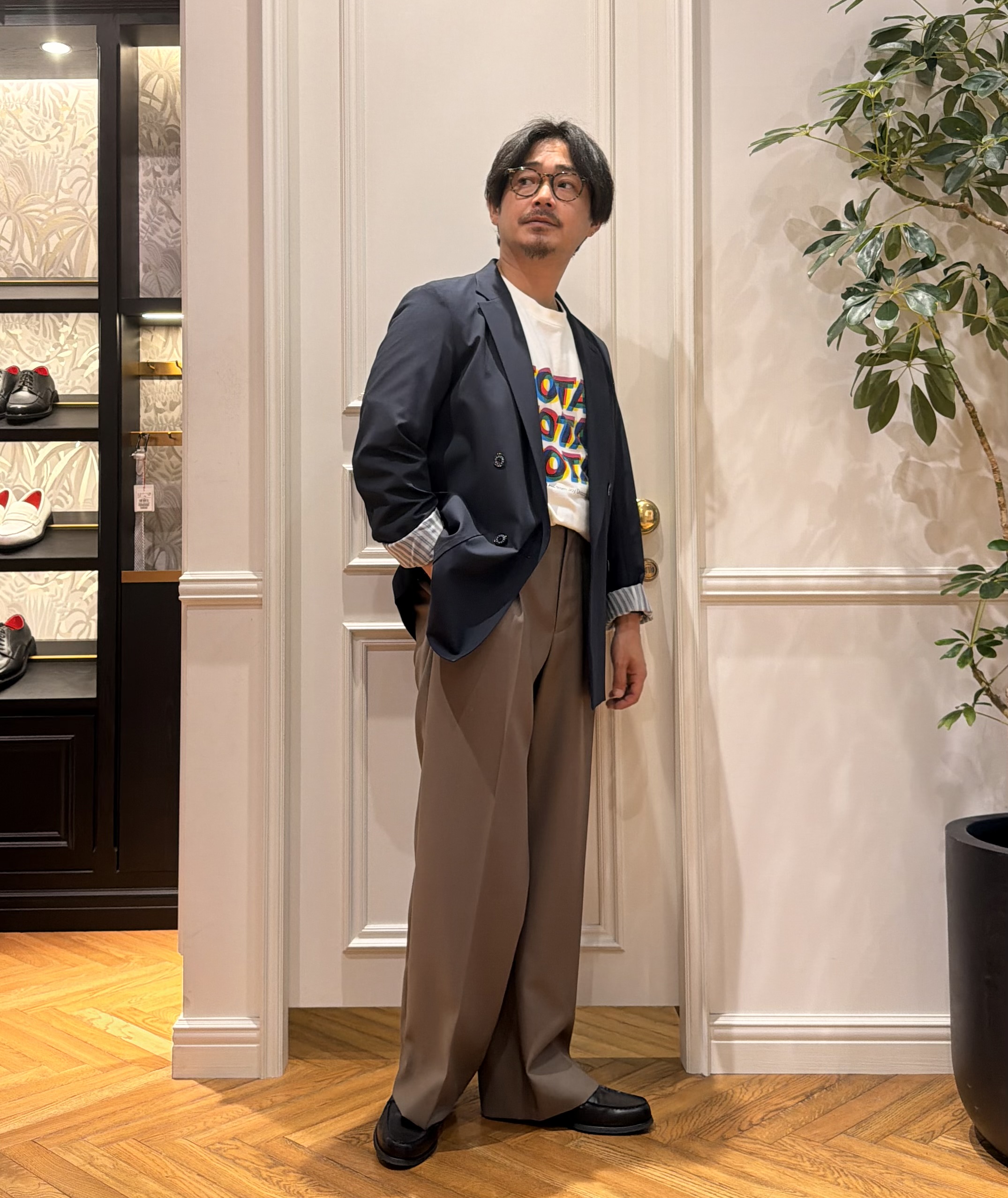 鶴田大士さんの「DRESSTERIOR｜【セットアップ可】クールタッチ クイックドライ イージージャケット」を使ったコーディネート