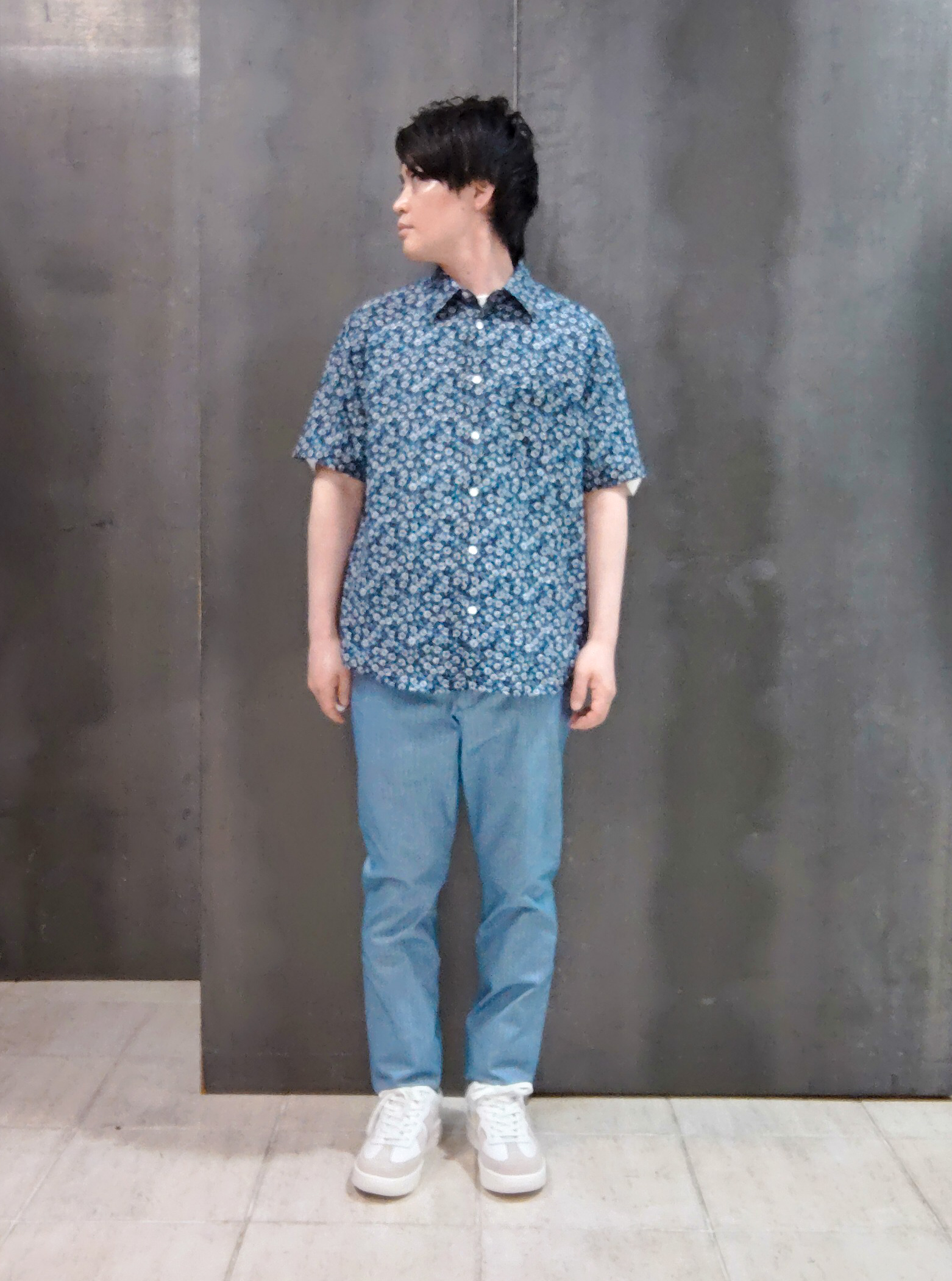shiominさんの「TAKEO KIKUCHI｜リップル小花シャツ」を使ったコーディネート