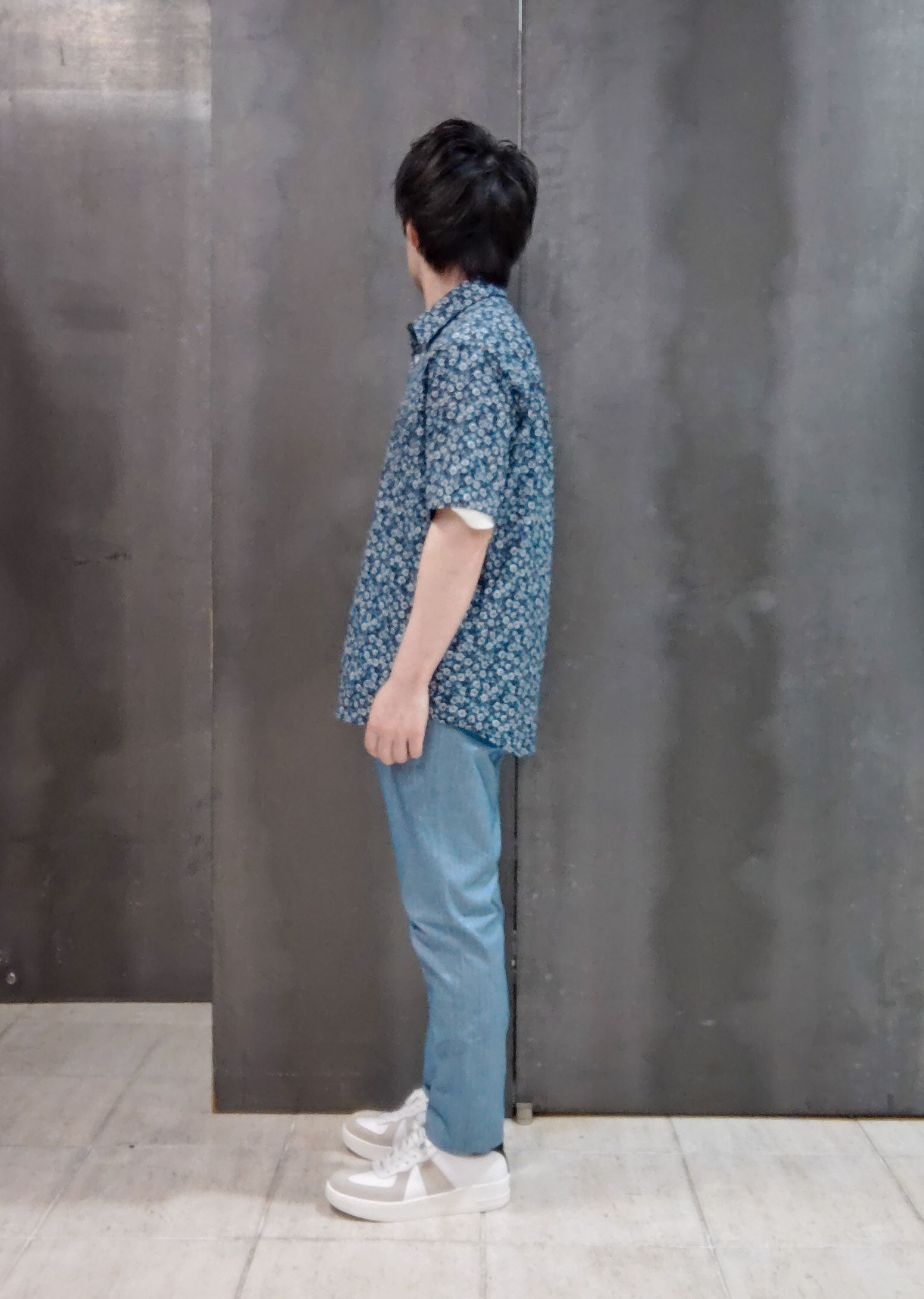 shiominさんの「TAKEO KIKUCHI｜リップル小花シャツ」を使ったコーディネート
