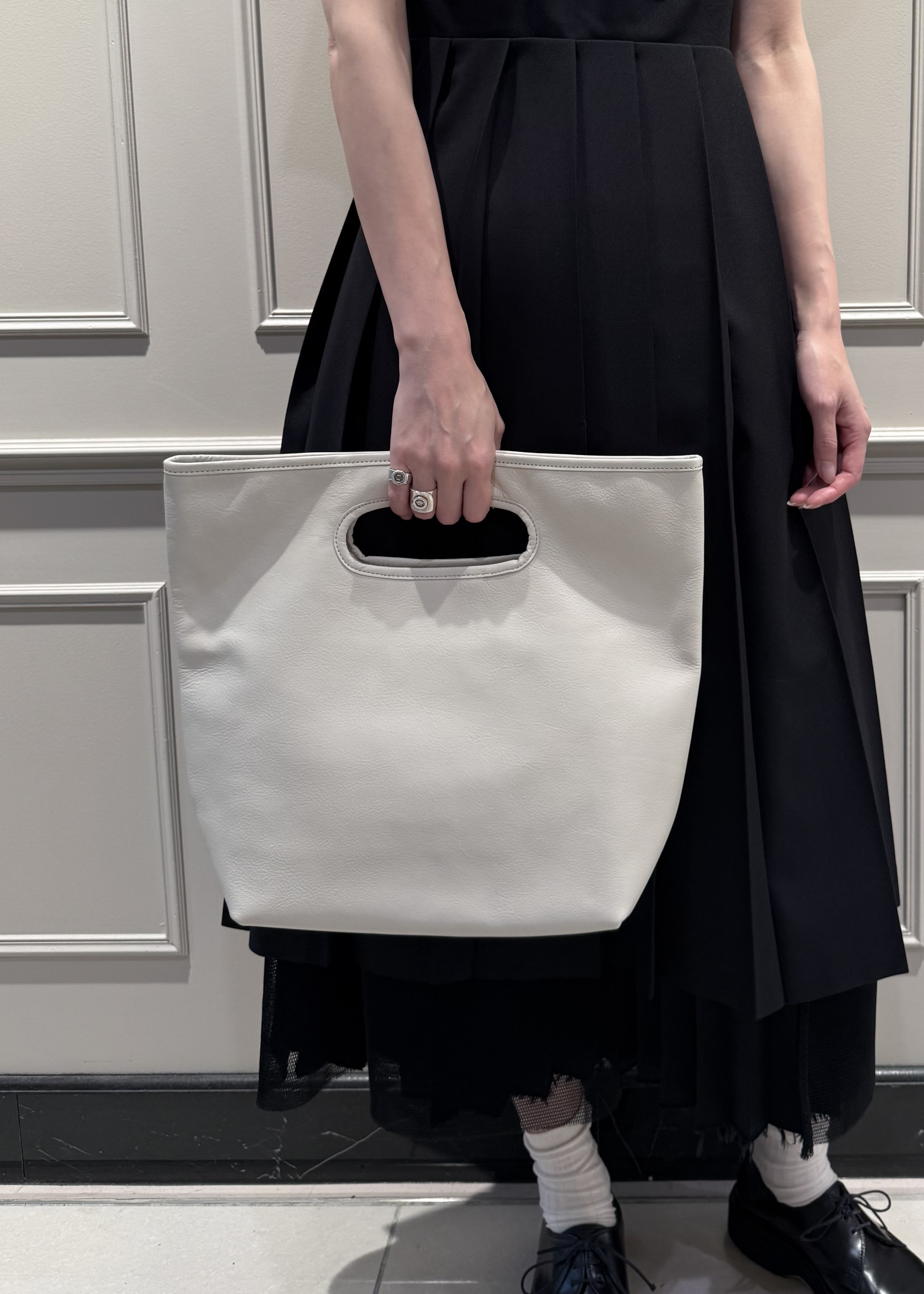 Kさんの「HIROKO HAYASHI｜UNITO(ウニート) ハンドバッグ」を使ったコーディネート