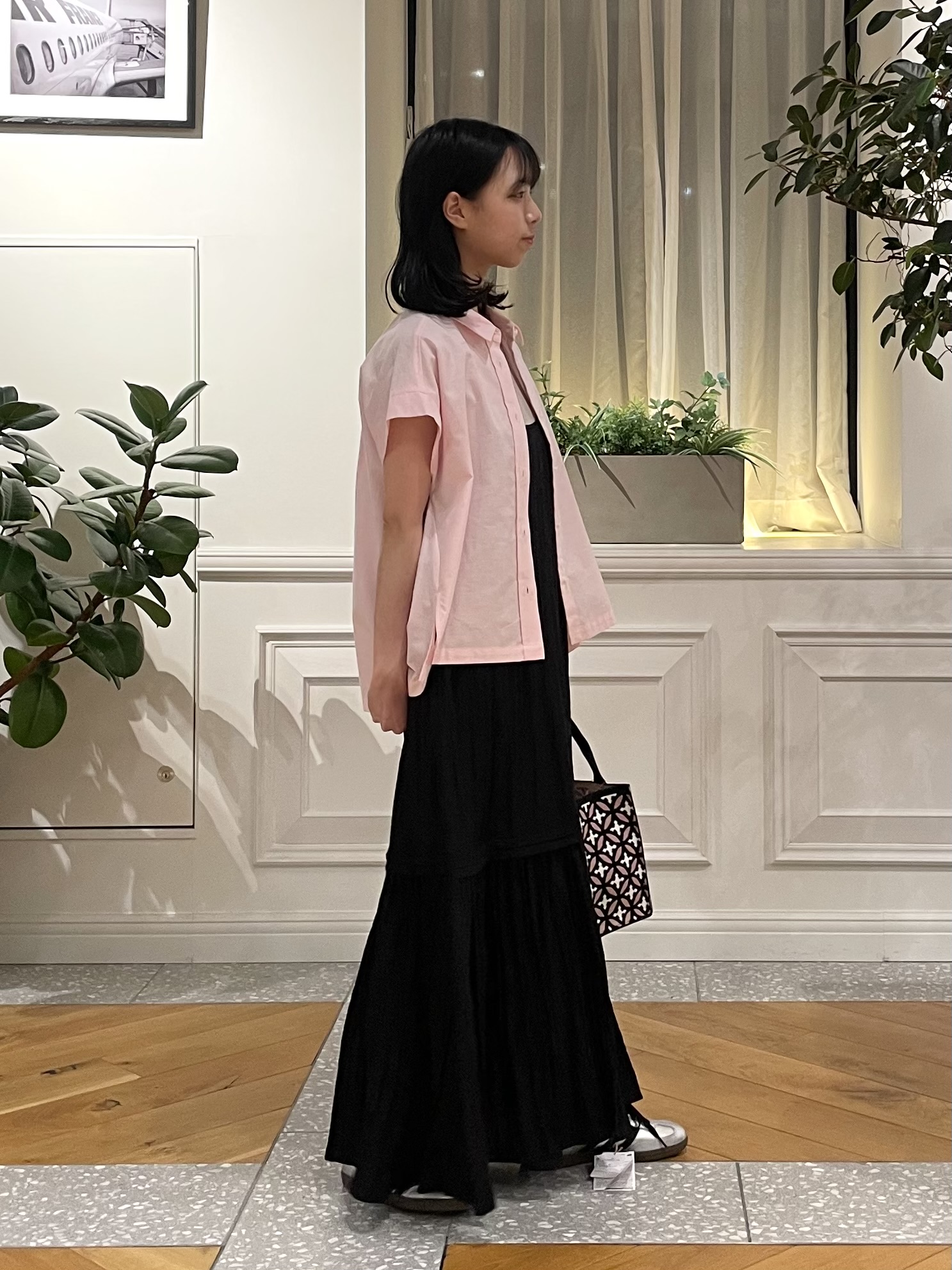 Lilyさんの「DRESSTERIOR｜【毎年人気/ウォッシャブル】バックフレアオックスシャツ」を使ったコーディネート