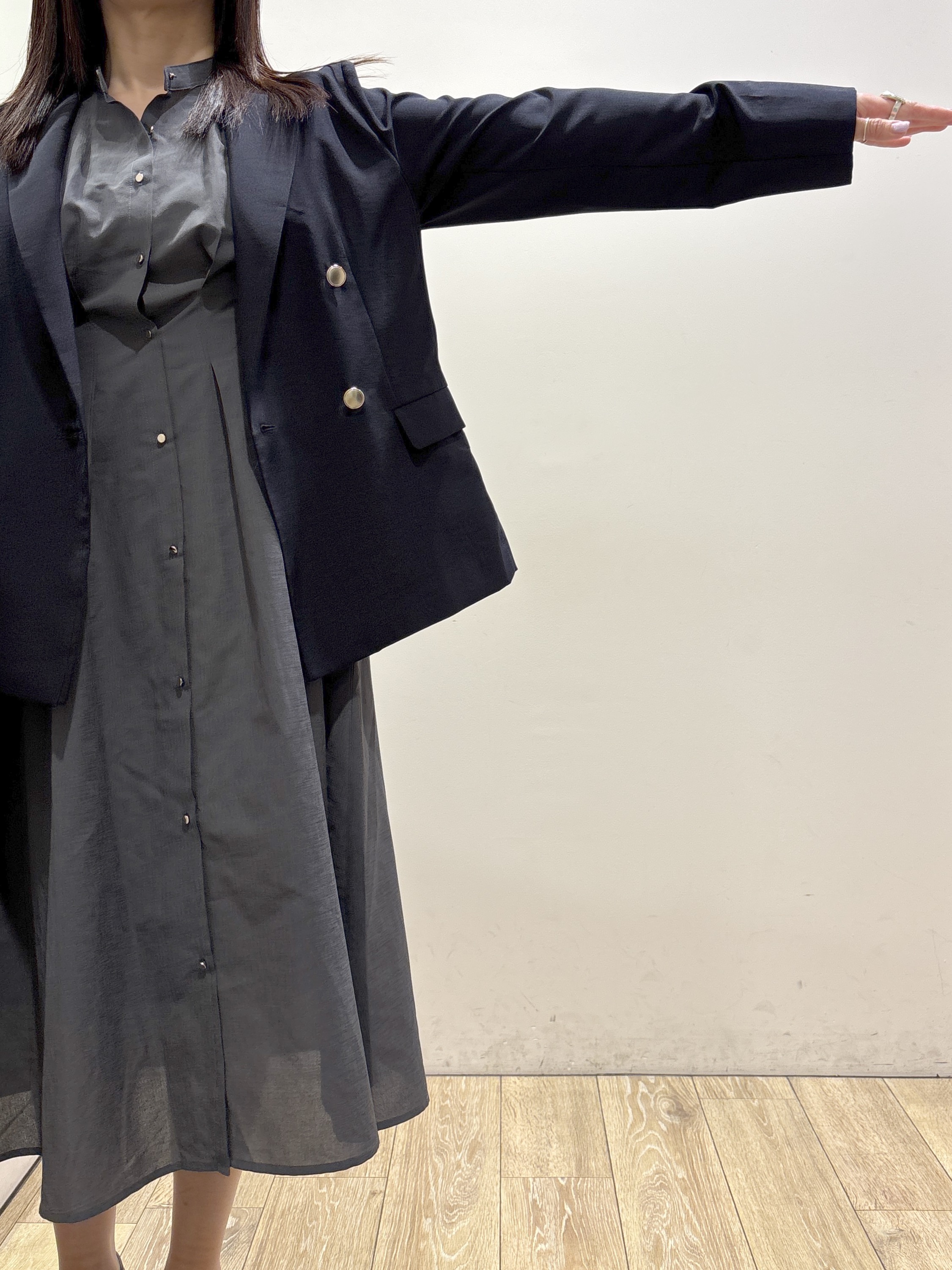 mameさんの「index｜《再入荷》ダブルブレストテーラードジャケット【接触冷感／吸水速乾／イージーアイロン／防シワ／洗濯機O」を使ったコーディネート