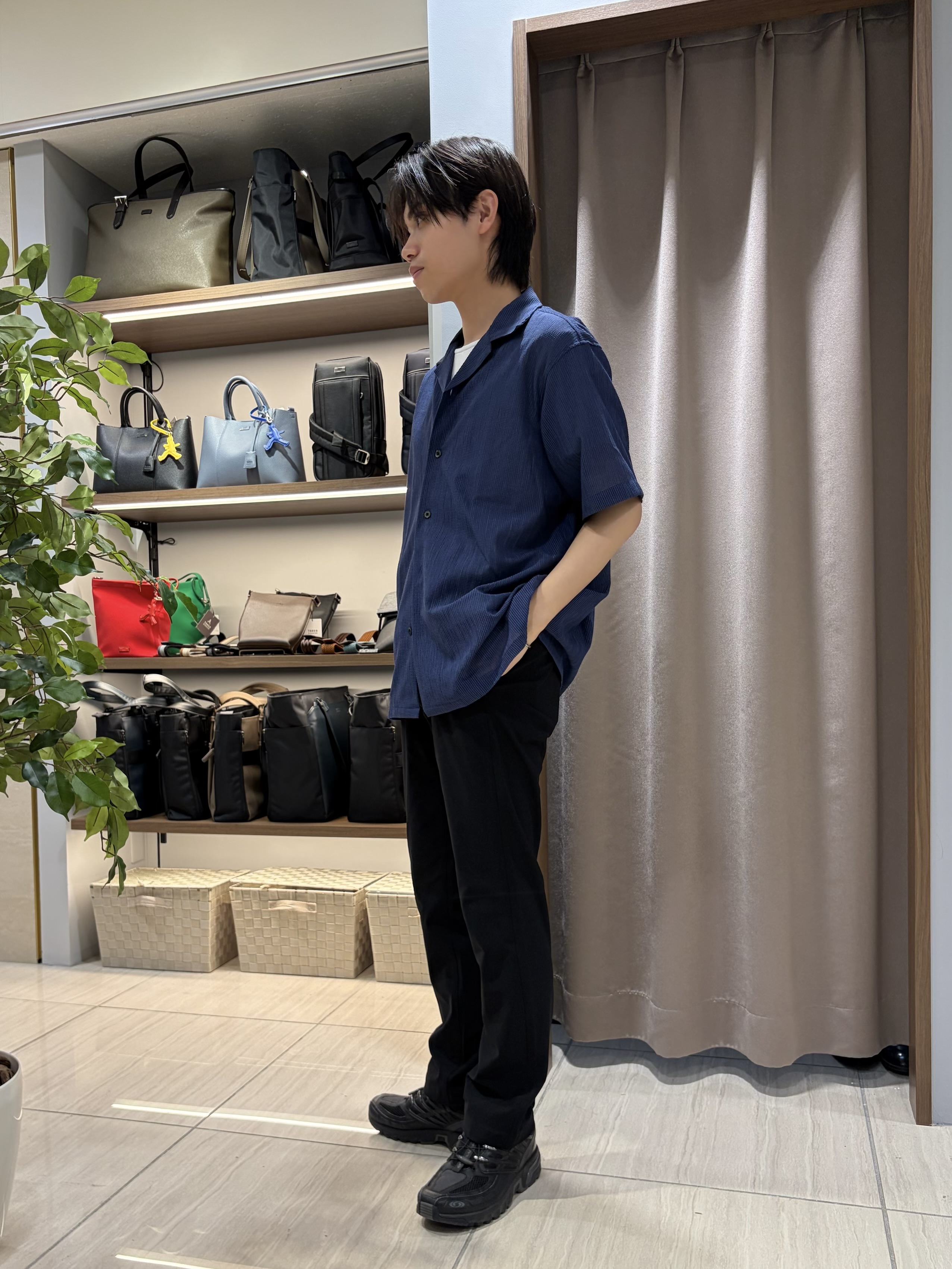 hiroさんの「TAKEO KIKUCHI｜【通気性】トリコットサッカー オープンカラー シャツ」を使ったコーディネート