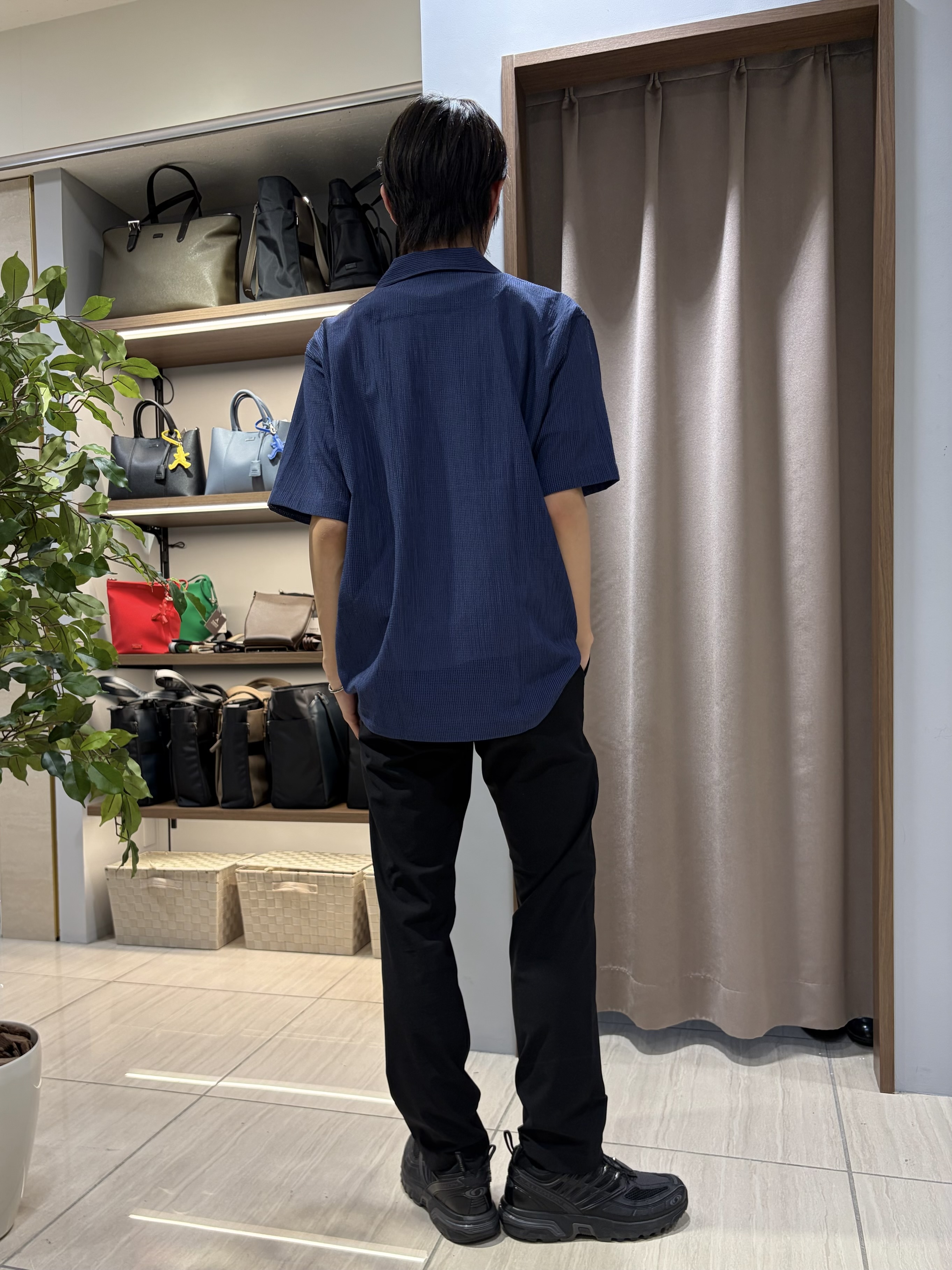 hiroさんの「TAKEO KIKUCHI｜【通気性】トリコットサッカー オープンカラー シャツ」を使ったコーディネート