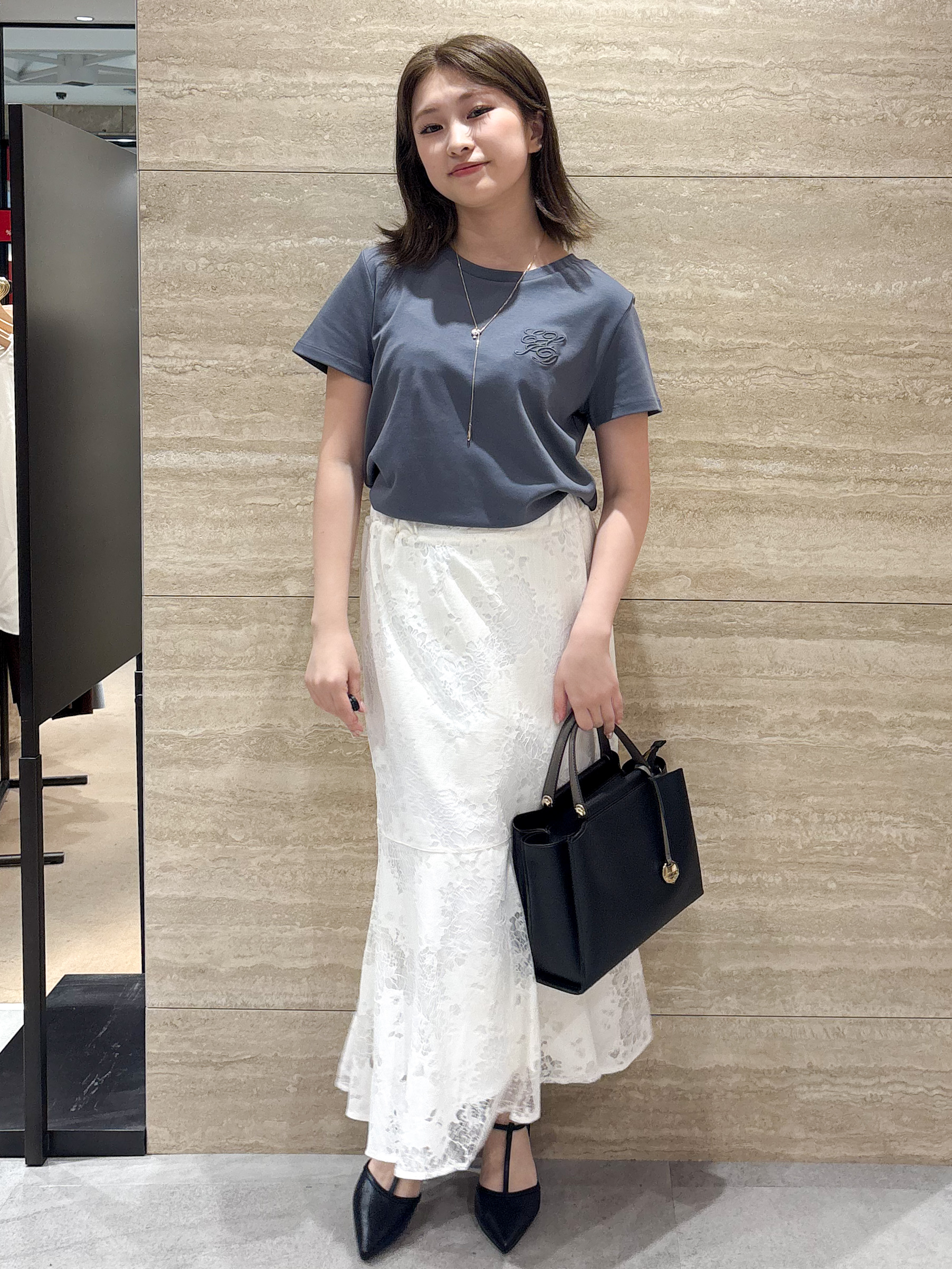 ふうかさんの「index｜【接触冷感】エンブレムロゴ刺繍Tシャツ《UVケア／洗濯機OK》」を使ったコーディネート