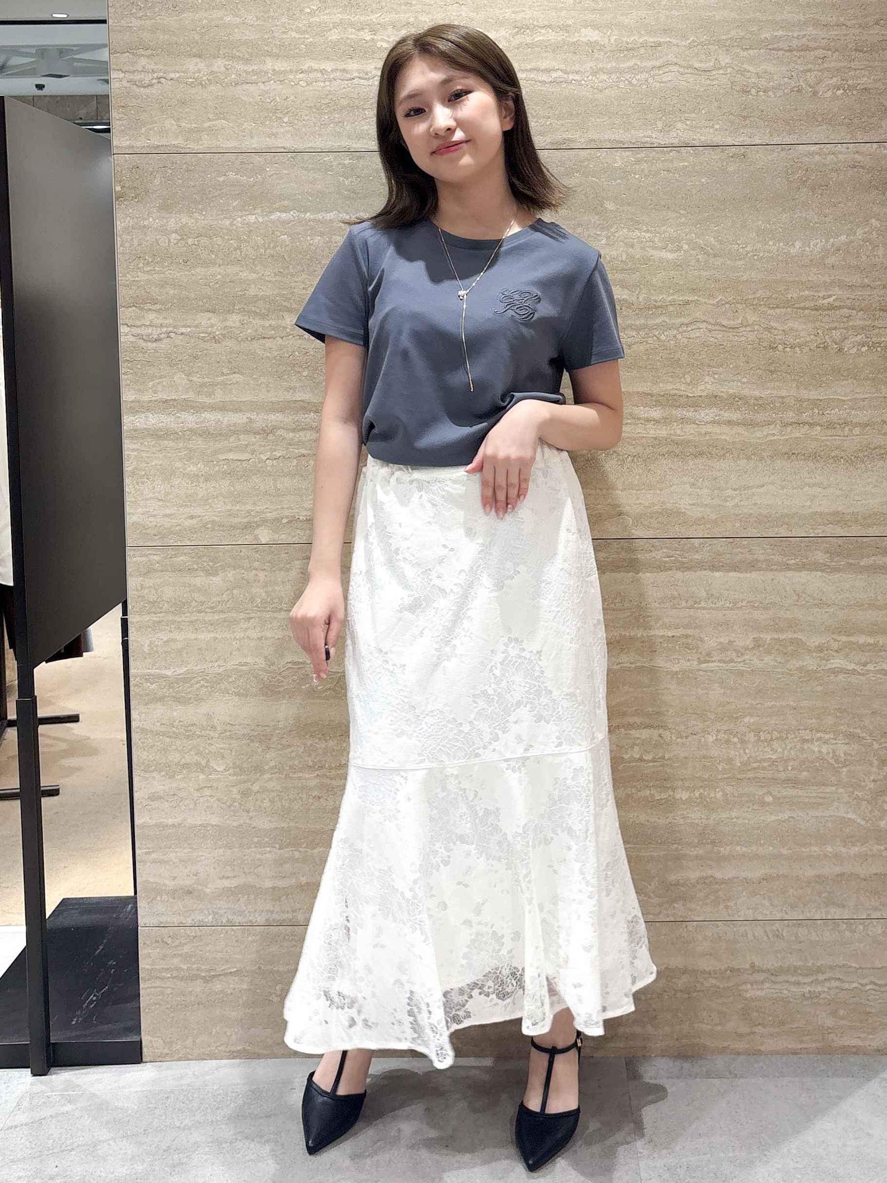 ふうかさんの「index｜【接触冷感】エンブレムロゴ刺繍Tシャツ《UVケア／洗濯機OK》」を使ったコーディネート
