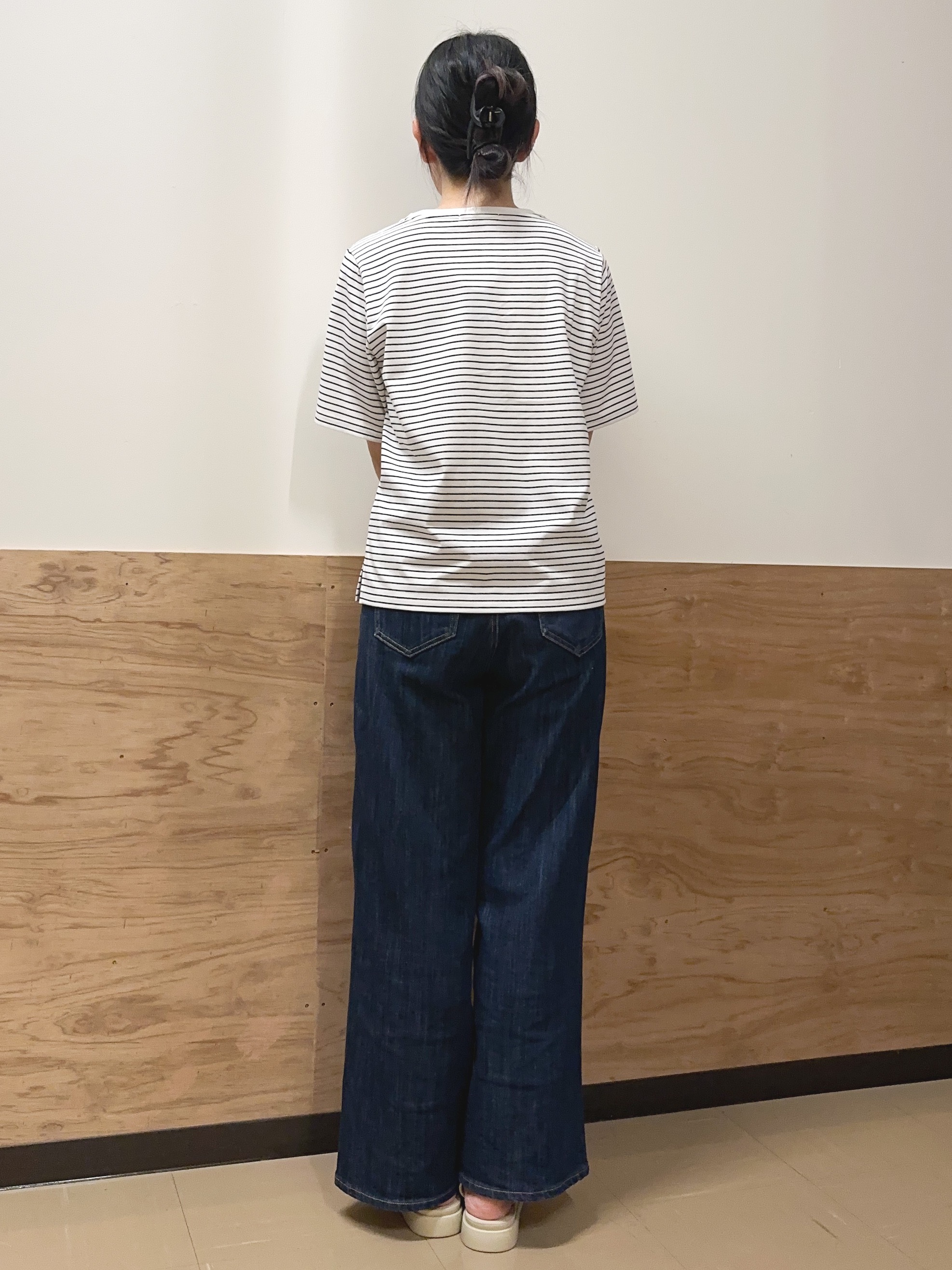すーさんの「grove｜【吸水速乾・UVカット・接触冷感・マシンウォッシャブル】ベーシックMIXロゴプリントT」を使ったコーディネート
