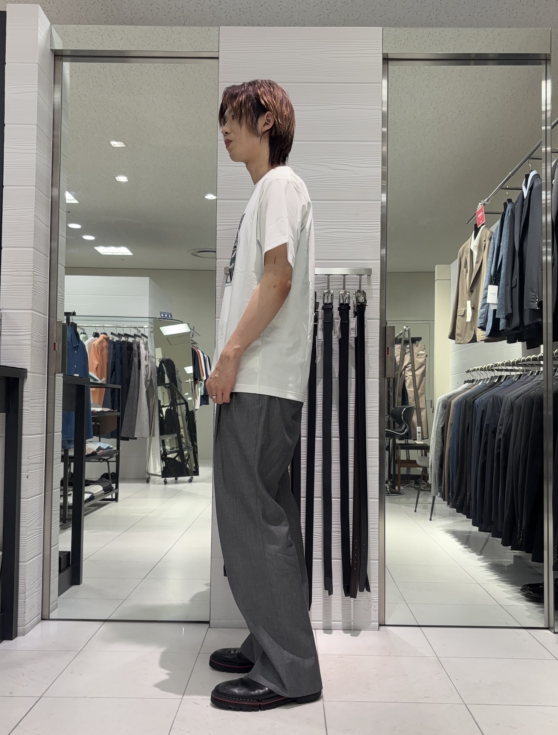 こうへいさんの「TAKEO KIKUCHI｜モノクロタイルTシャツ」を使ったコーディネート