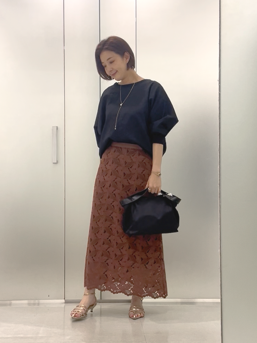 まどかさんの「UNTITLED｜【吸水速乾/UVカット】ドルマンスリーブブラウス」を使ったコーディネート