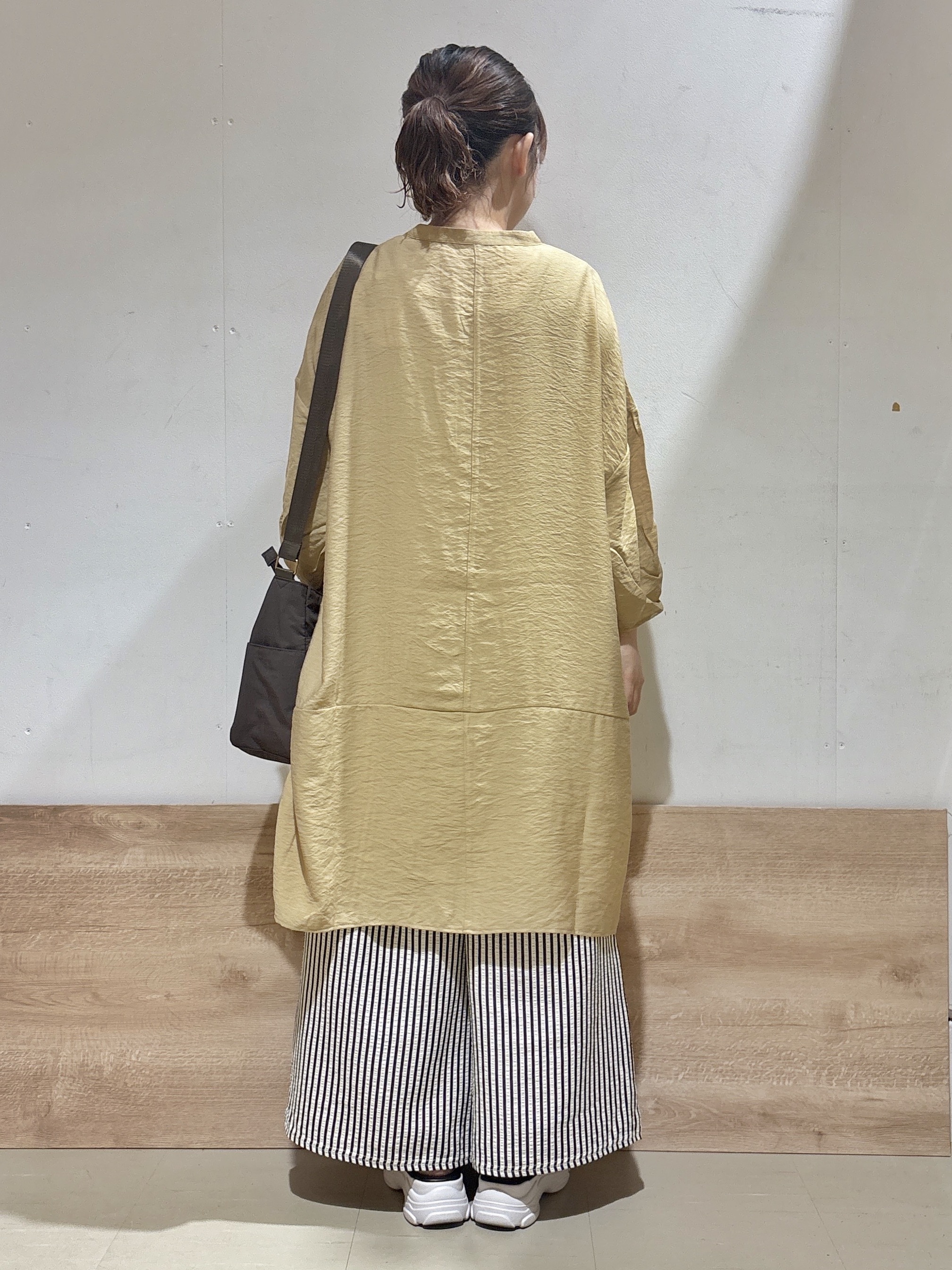 るねさんの「SHOO･LA･RUE｜【ひんやり/S-LL/洗濯機可】体型カバーにも ゆるっとリラックスチュニック」を使ったコーディネート