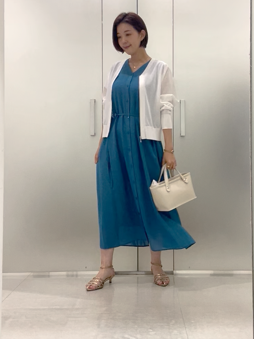 まどかさんの「UNTITLED｜【アンサンブル可/日除け・冷房対策】シアーレーヨンZIPカーディガン」を使ったコーディネート