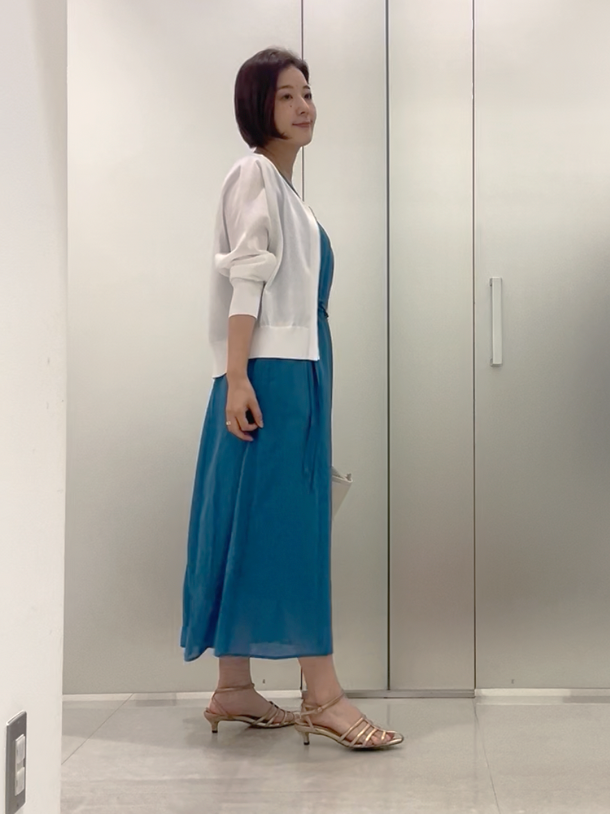 まどかさんの「UNTITLED｜【アンサンブル可/日除け・冷房対策】シアーレーヨンZIPカーディガン」を使ったコーディネート