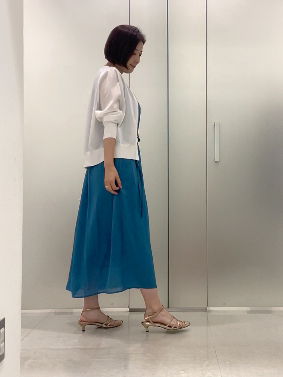 まどかさんの「UNTITLED｜【アンサンブル可/日除け・冷房対策】シアーレーヨンZIPカーディガン」を使ったコーディネート