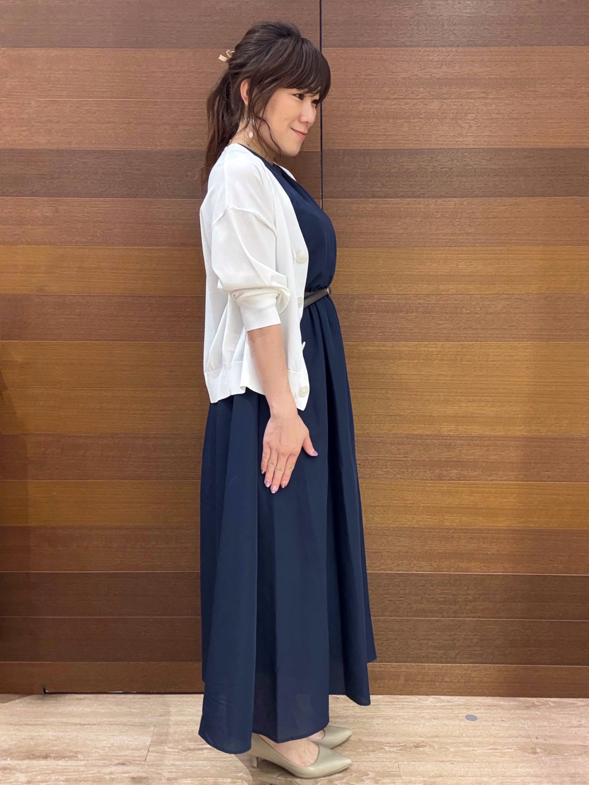 maichiさんの「OPAQUE.CLIP｜【UV／接触冷感】Vネックリラクシーニットカーディガン《洗濯機OK／抗ピル》」を使ったコーディネート
