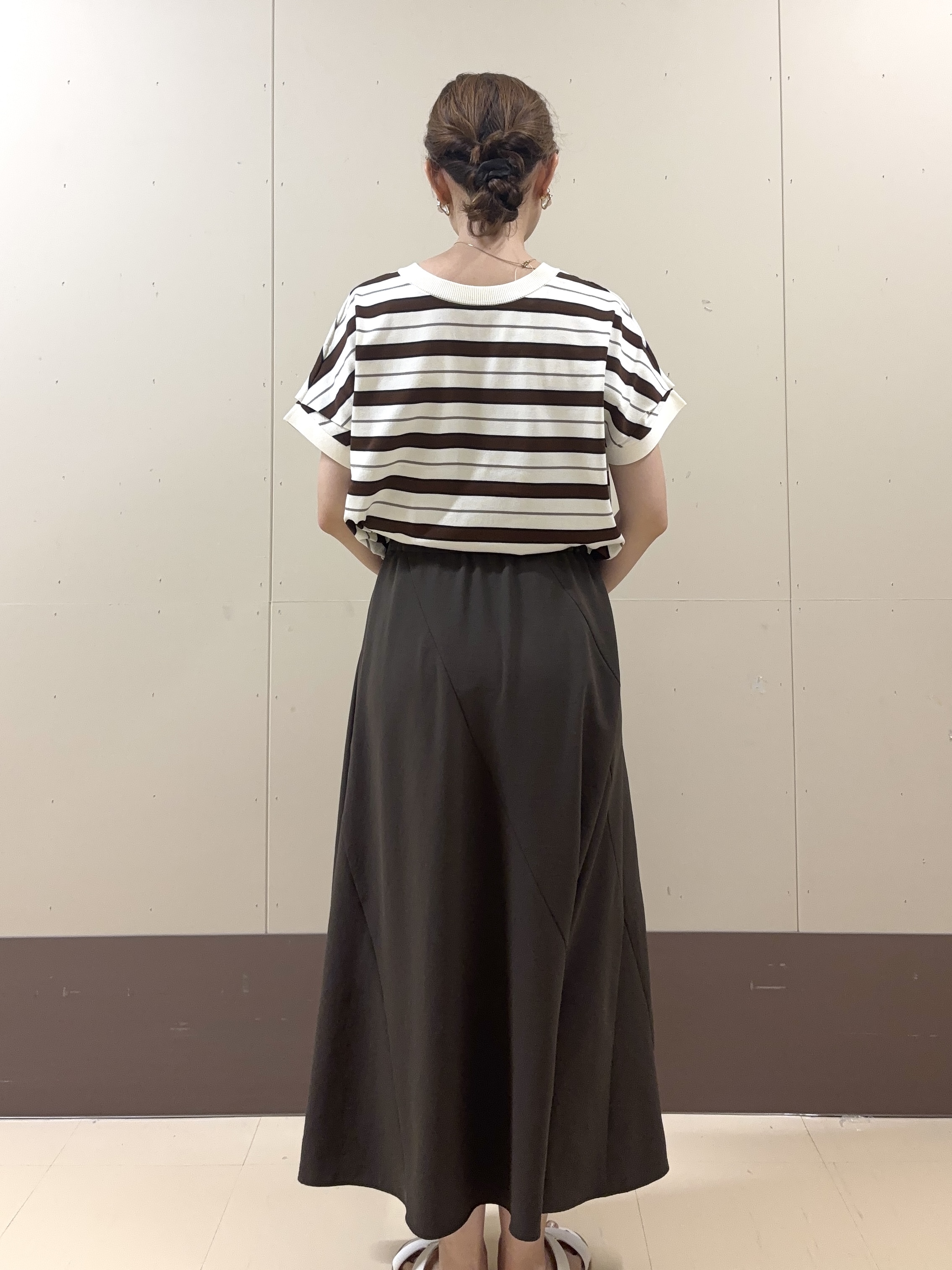 yuriさんの「UNTITLED｜【前後2WAY】ドライタッチコットンプルオーバー」を使ったコーディネート