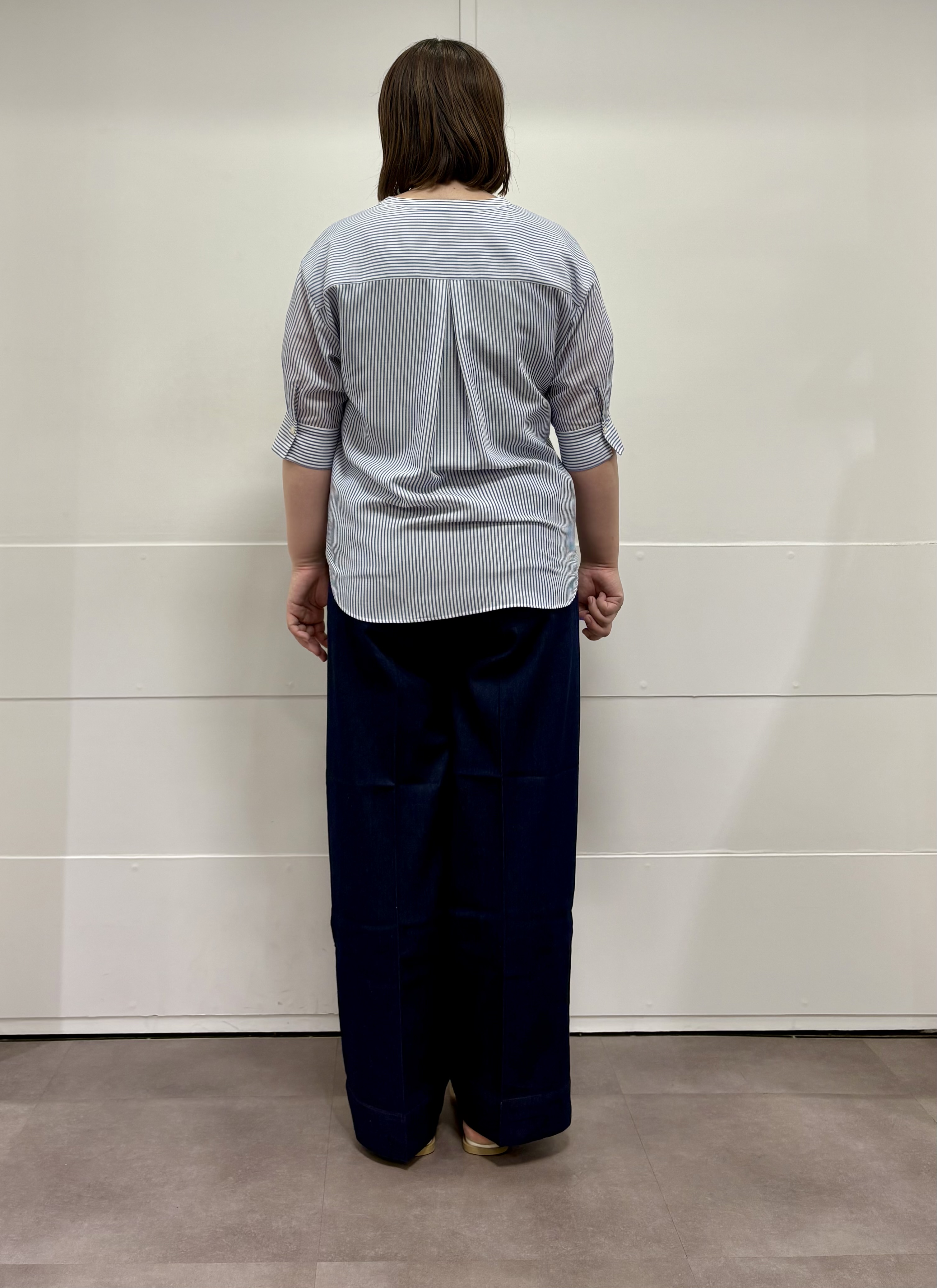 MIさんの「UNTITLED｜【接触冷感/通気性/洗える】フロントフリルブラウス」を使ったコーディネート