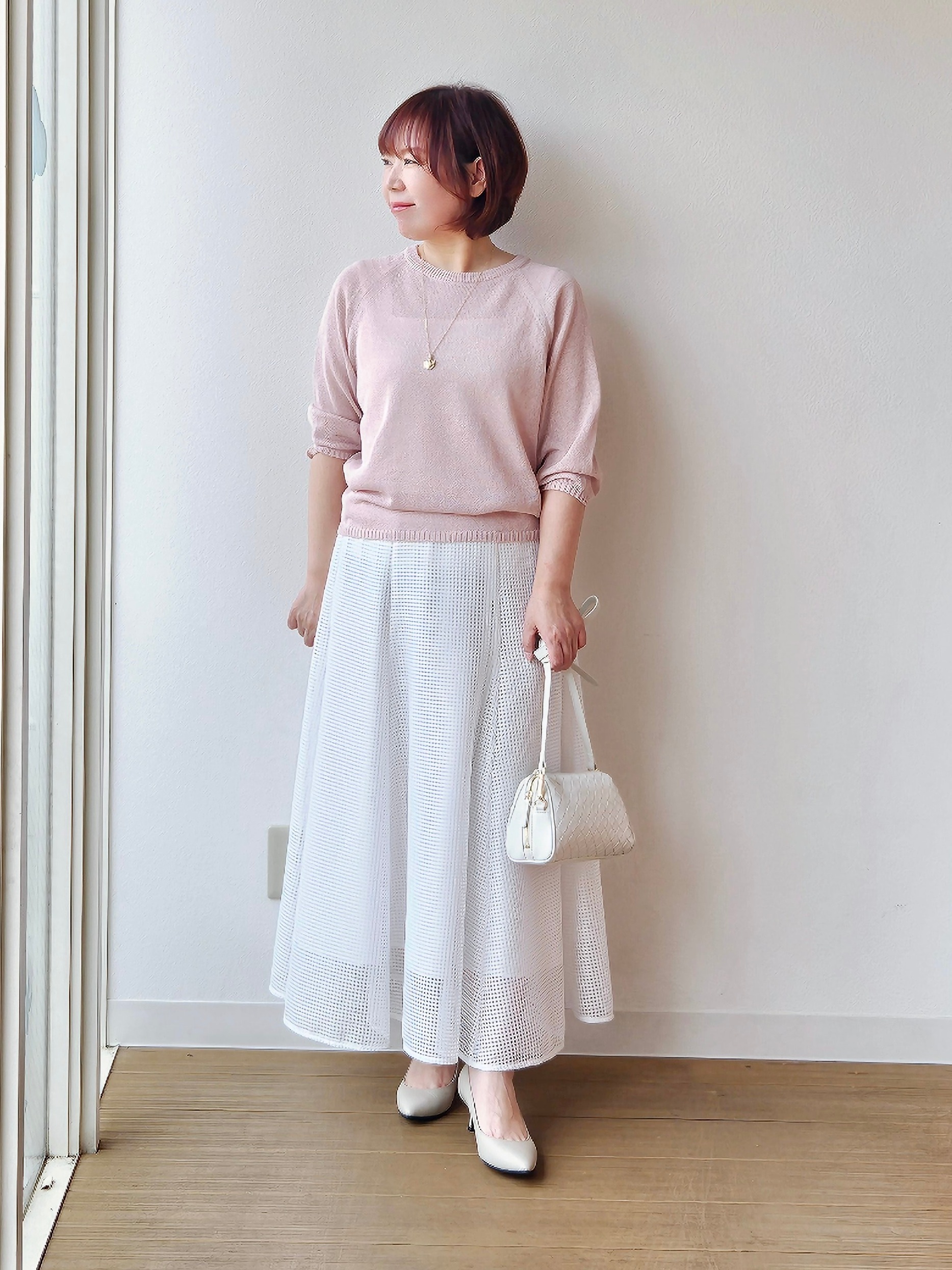 やじまさんの「UNTITLED｜【洗える/ゆったり】クルーネックドライニット」を使ったコーディネート