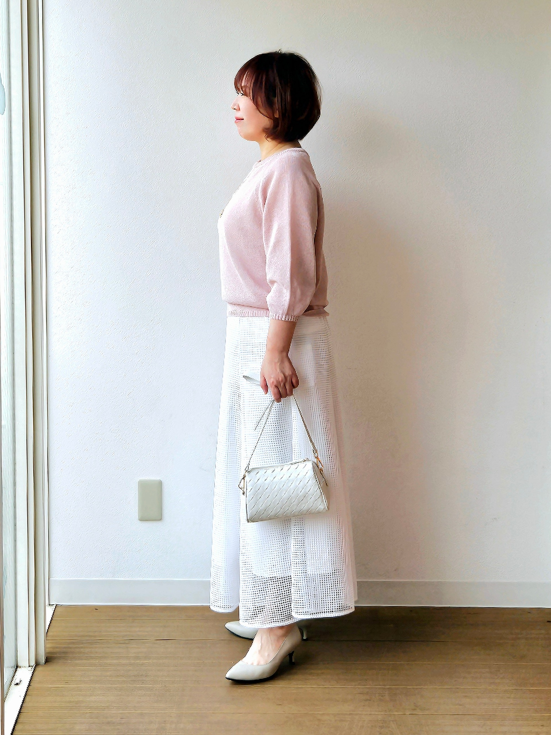 やじまさんの「UNTITLED｜【洗える/ゆったり】クルーネックドライニット」を使ったコーディネート