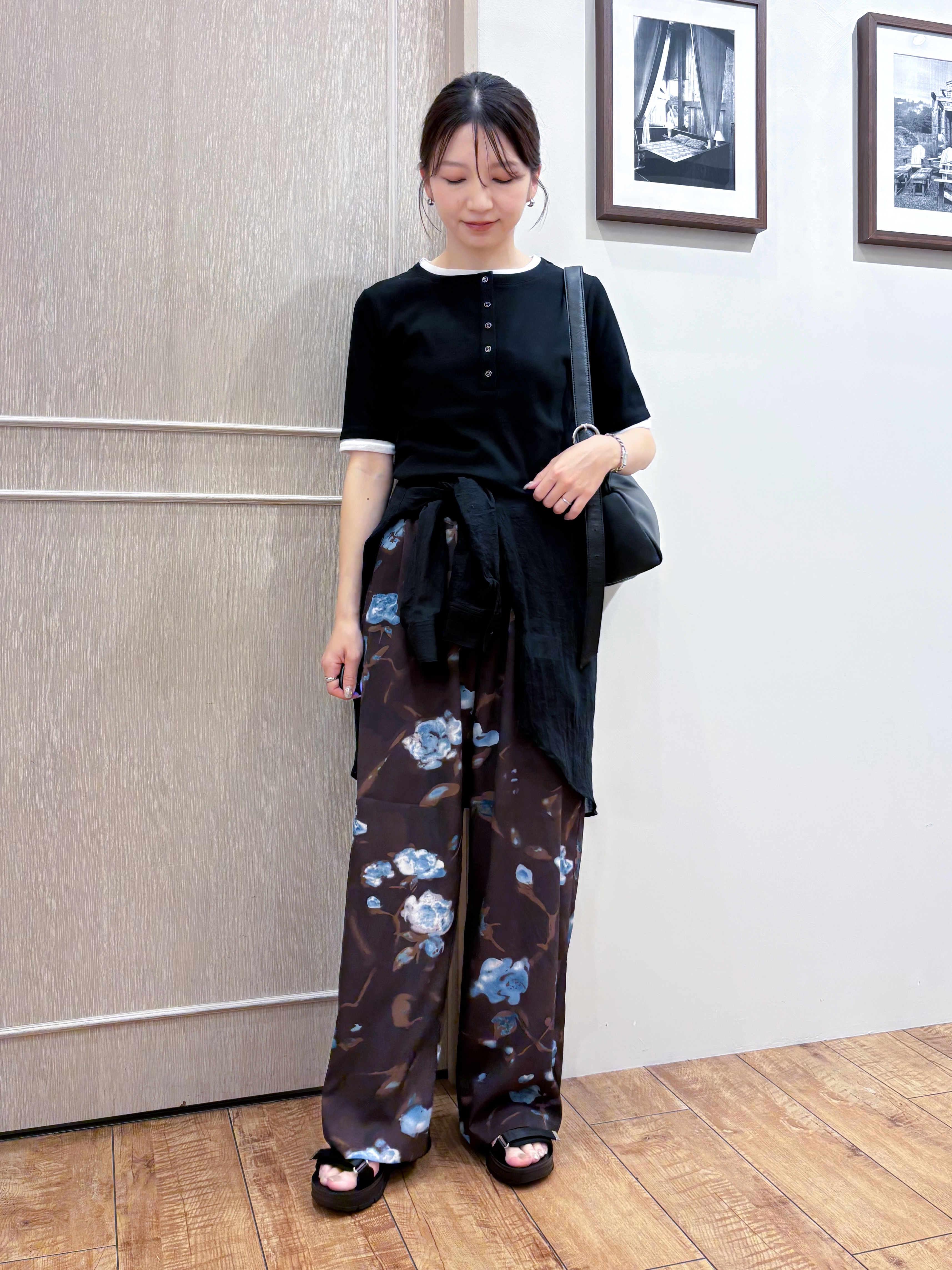 なみさんの「SHOO･LA･RUE｜【体型カバー】ふんわり質感 やわらかこなれシアーシャツ」を使ったコーディネート