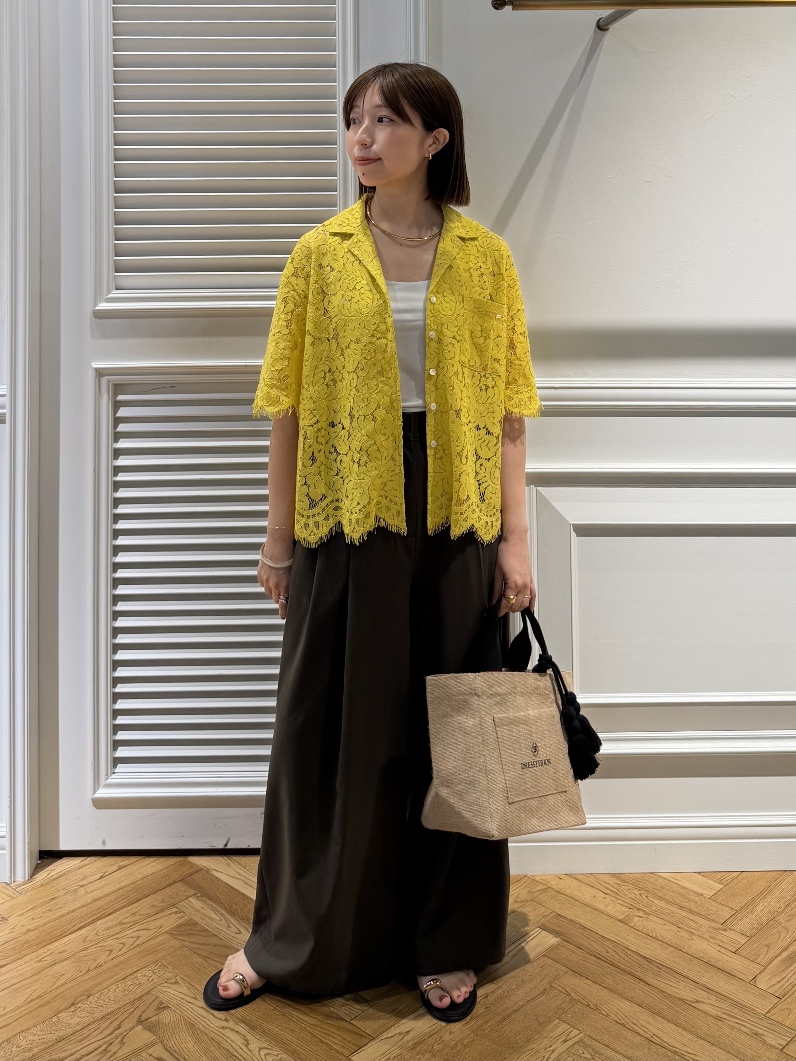 つじ まこさんの「DRESSTERIOR｜コードレースブラウス」を使ったコーディネート