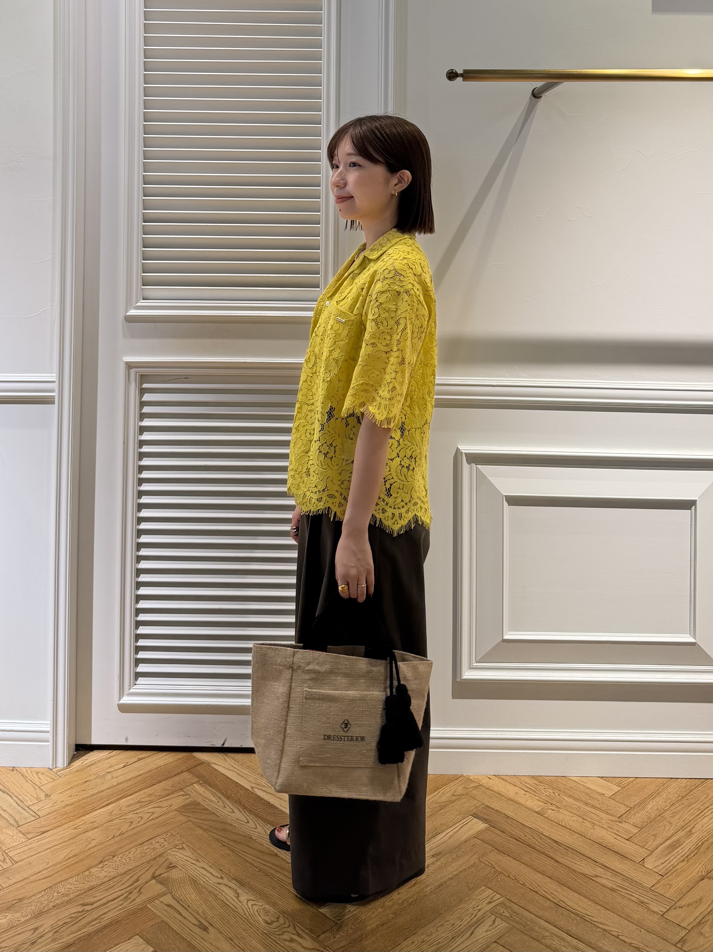 つじ まこさんの「DRESSTERIOR｜コードレースブラウス」を使ったコーディネート