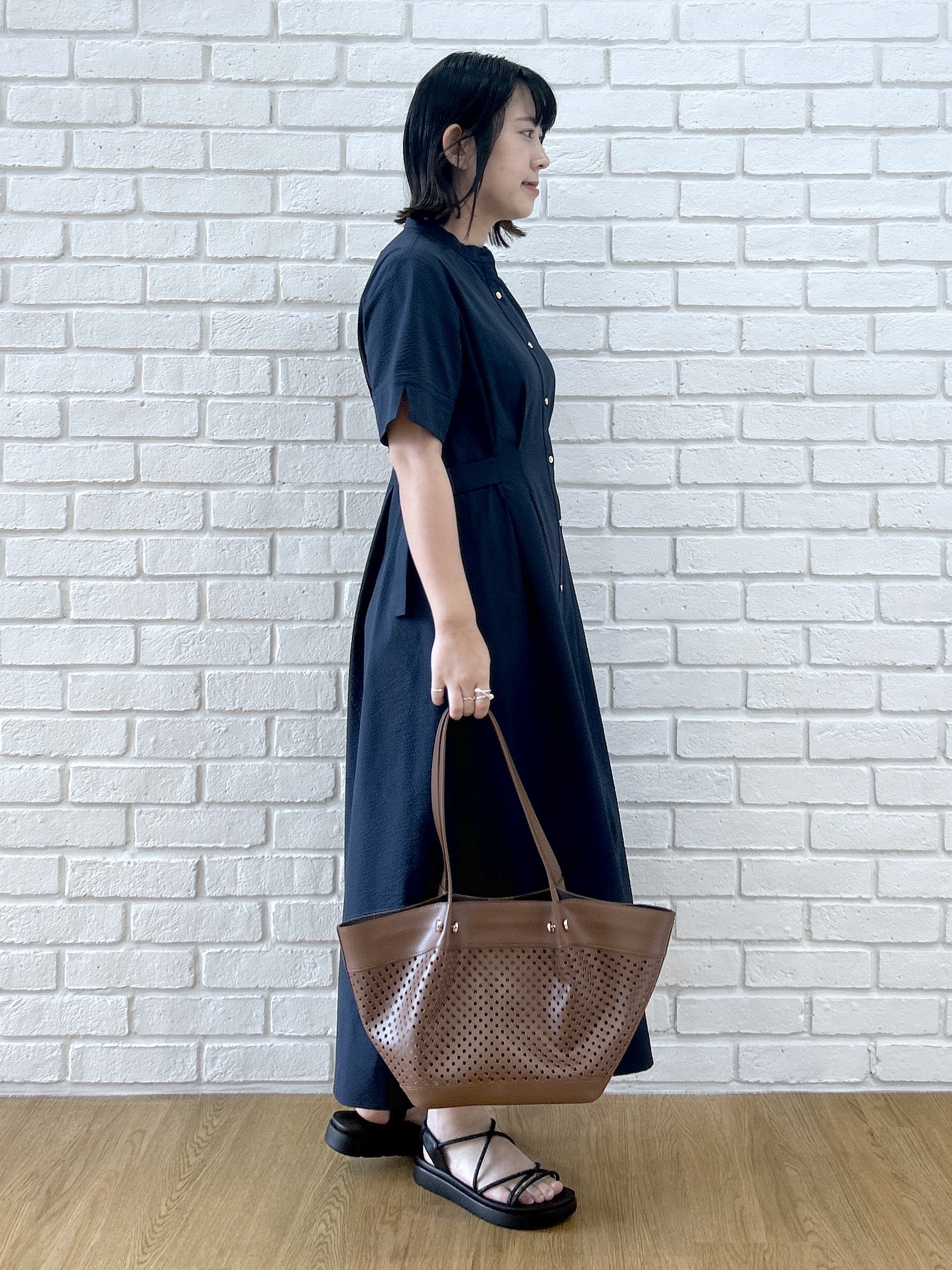 Hirokaさんの「grove｜パンチングポーチ付きトート」を使ったコーディネート
