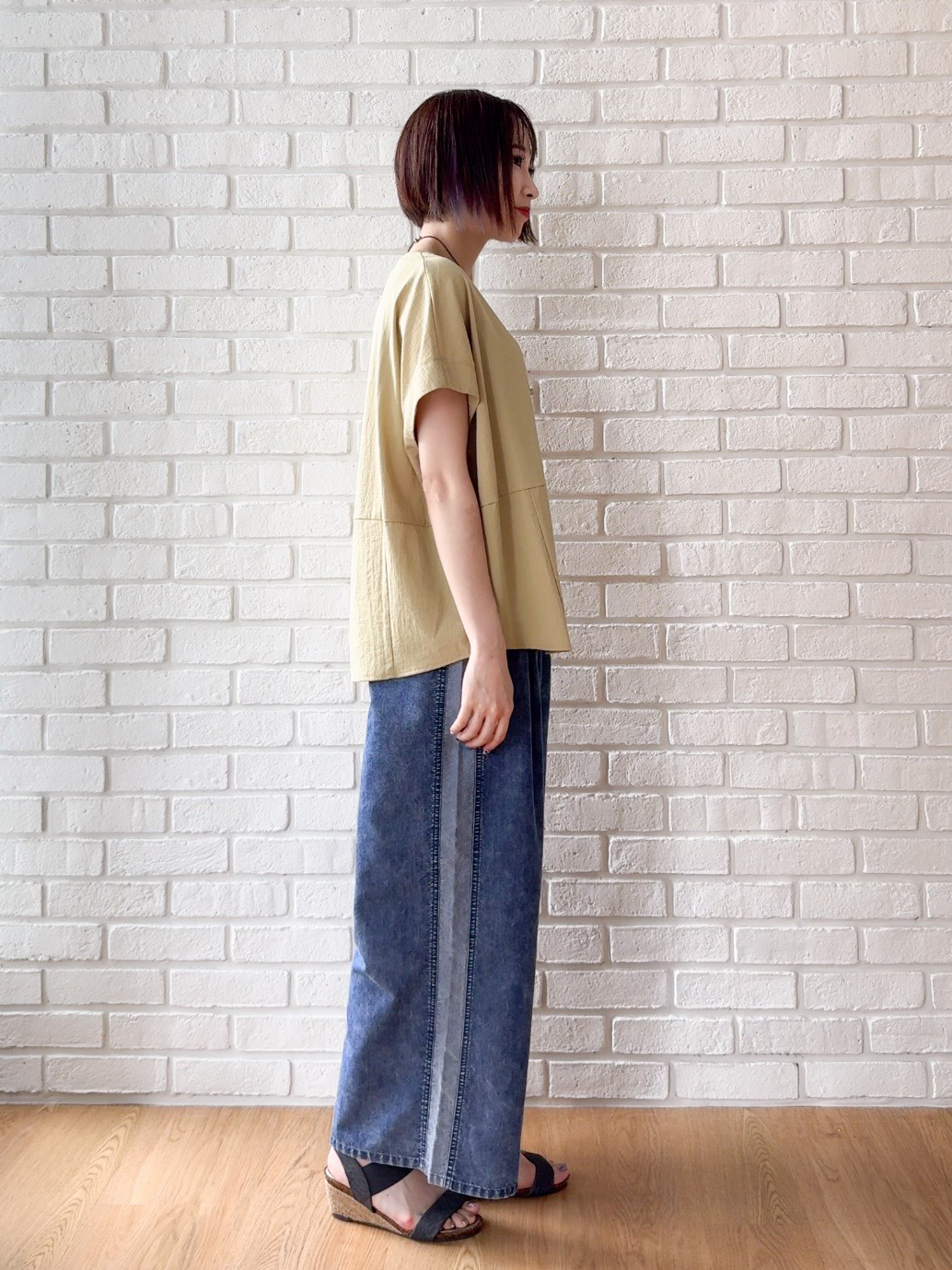 𝐜𝐡𝐢𝐤𝐚さんの「SHOO･LA･RUE｜【洗濯機可/セットアップ可】軽凛(かろりん) ひんやり切替コクーントップス」を使ったコーディネート